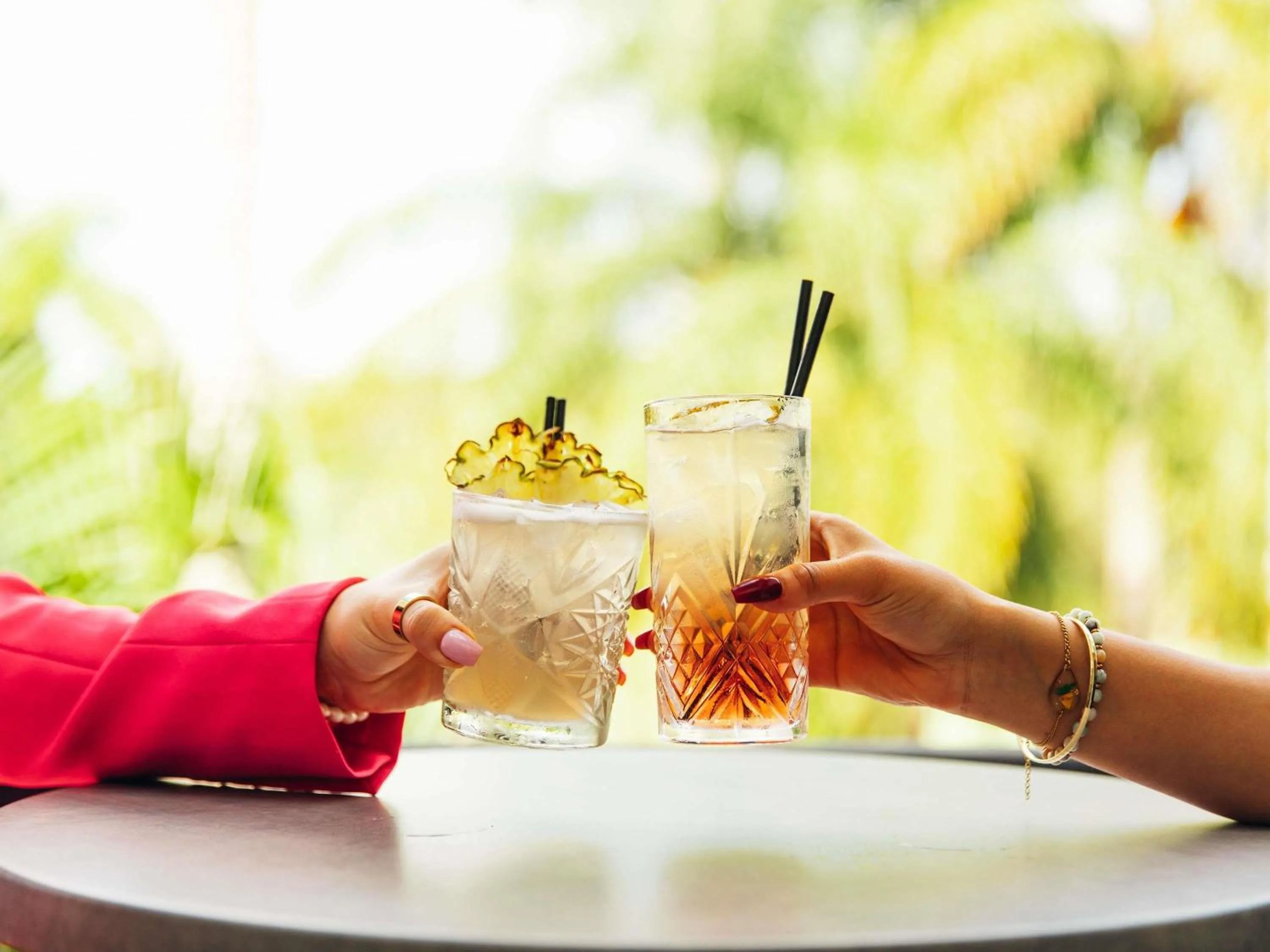 Lounge or bar in Mercure Gold Coast Resort