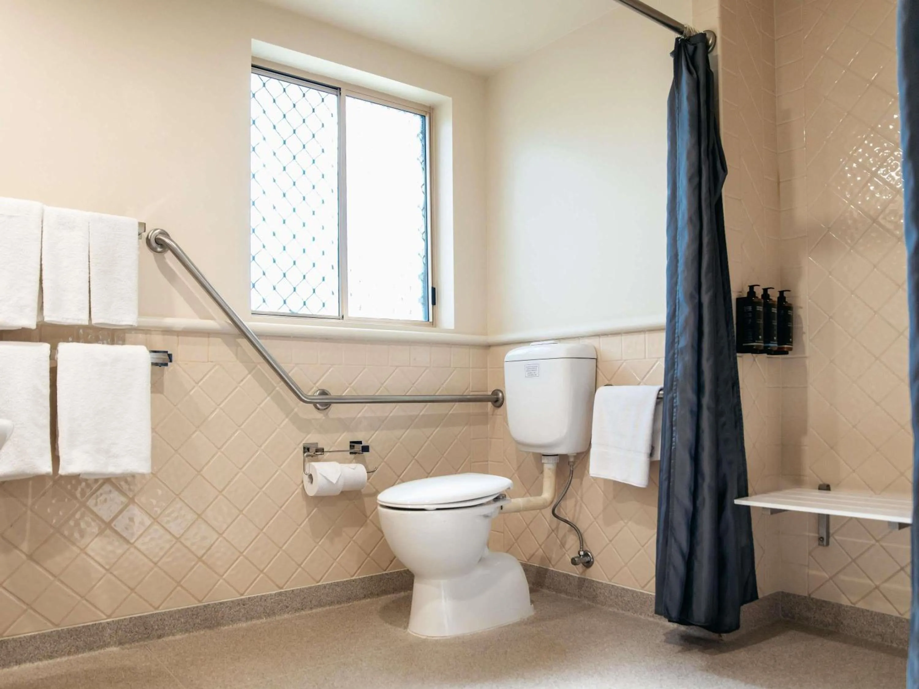 Bedroom in Mercure Gold Coast Resort