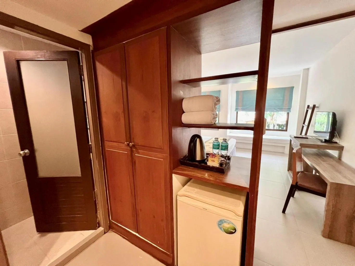 oven in The Viridian Resort Patong