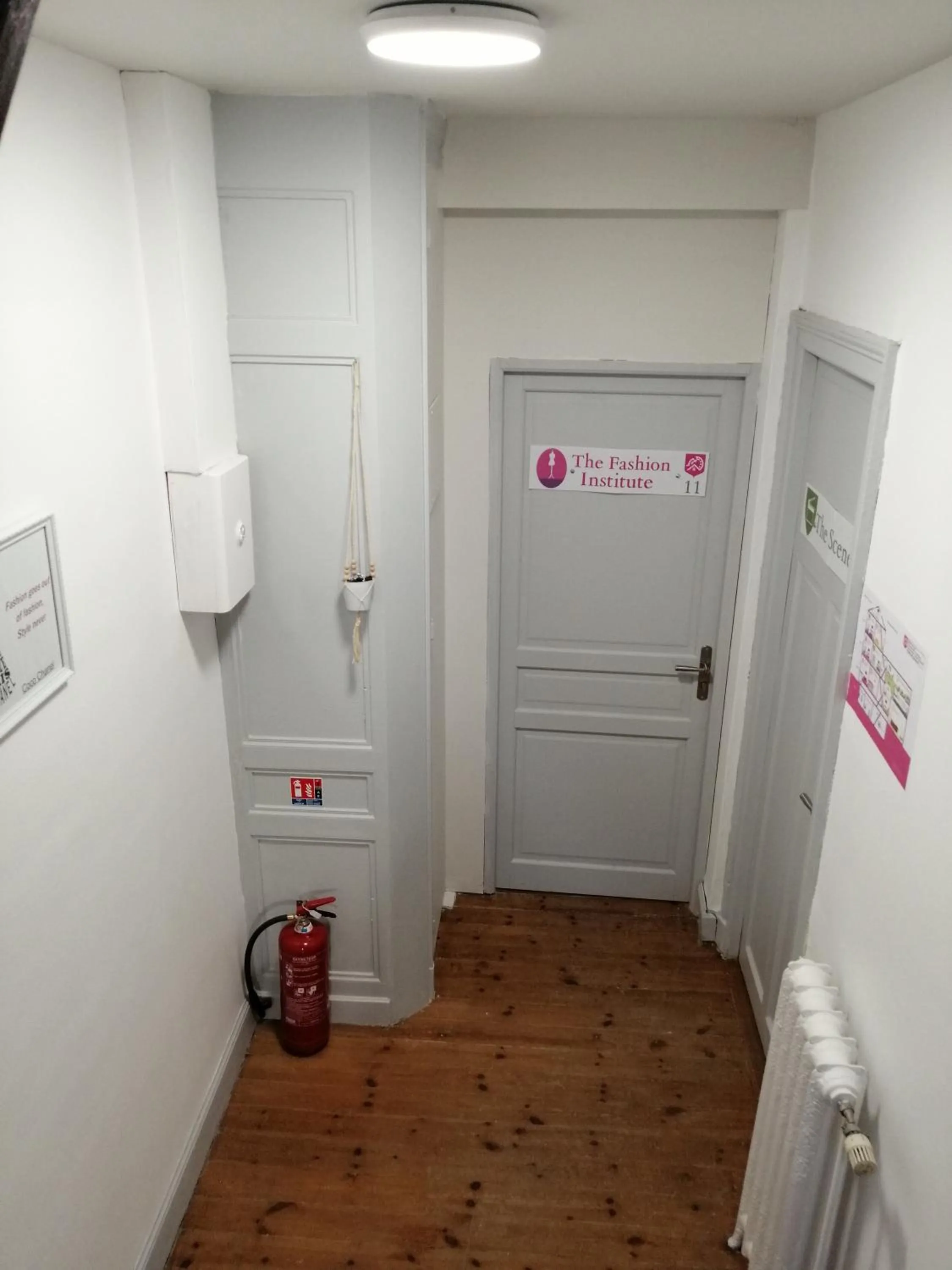 Lobby or reception in B&B My Art House (Douai Centre)