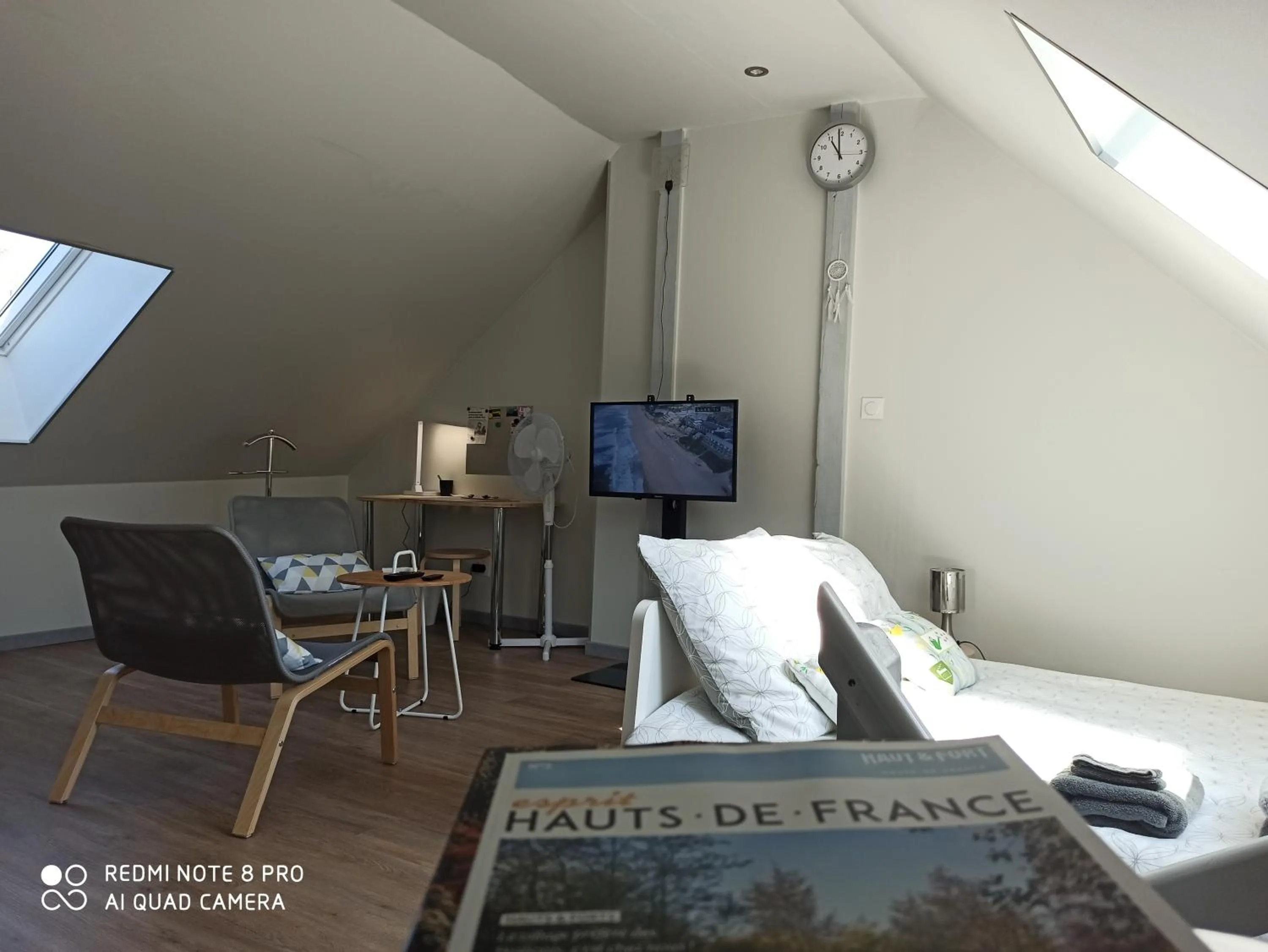 Living room in B&B My Art House (Douai Centre)