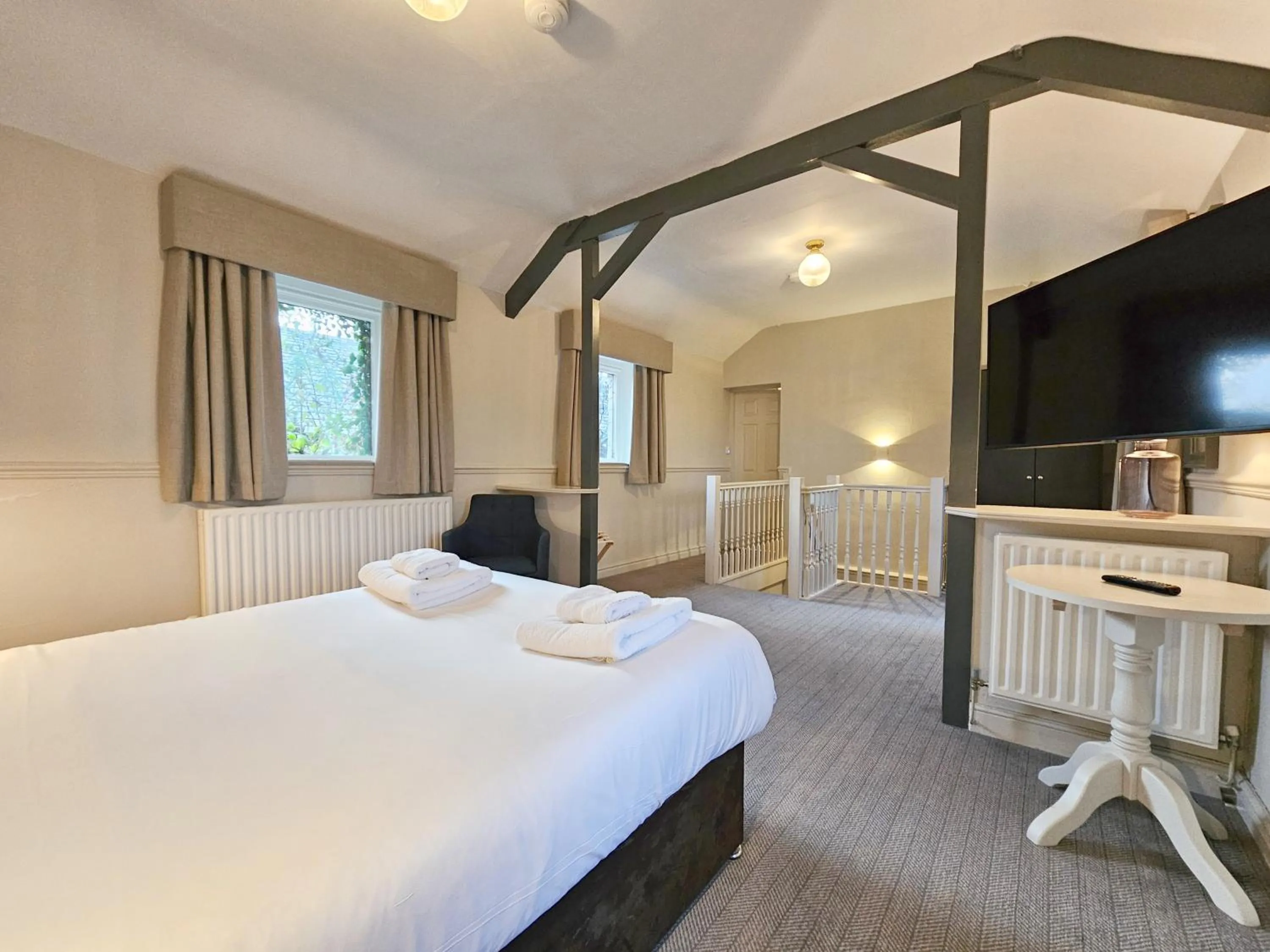 Bedroom, Bed in The Derwentwater Hotel