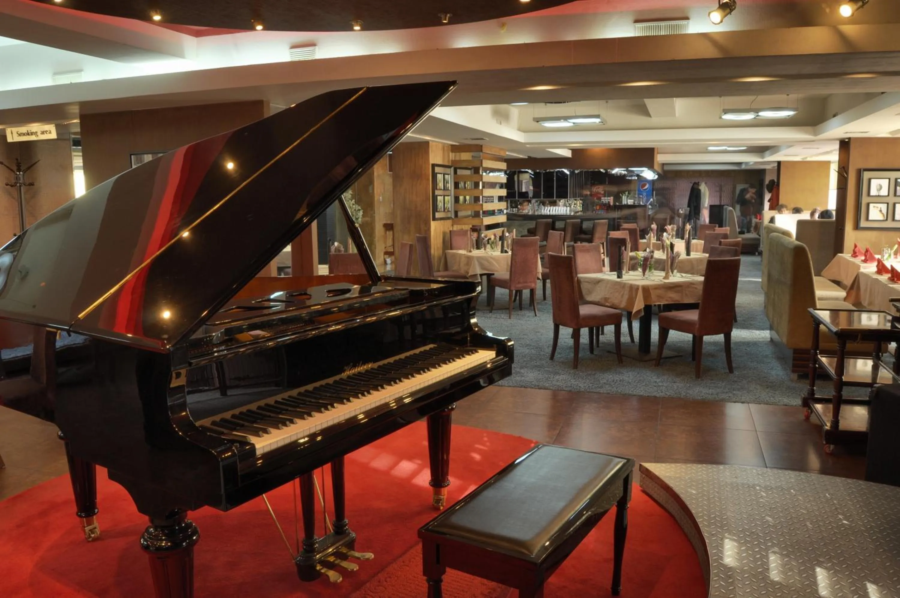 Restaurant/places to eat in The Corporate Hotel