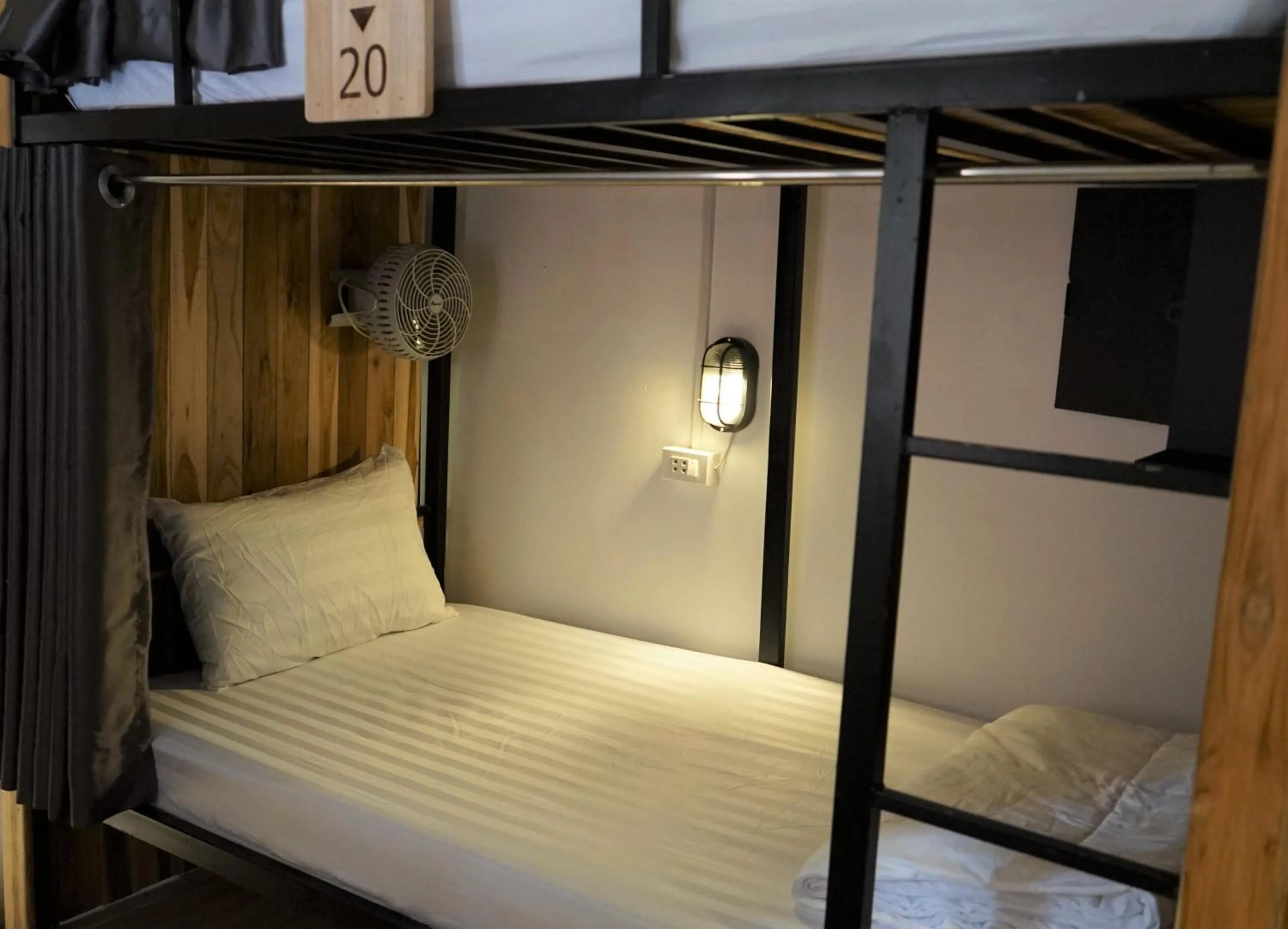 Bed in Downtown Hostel