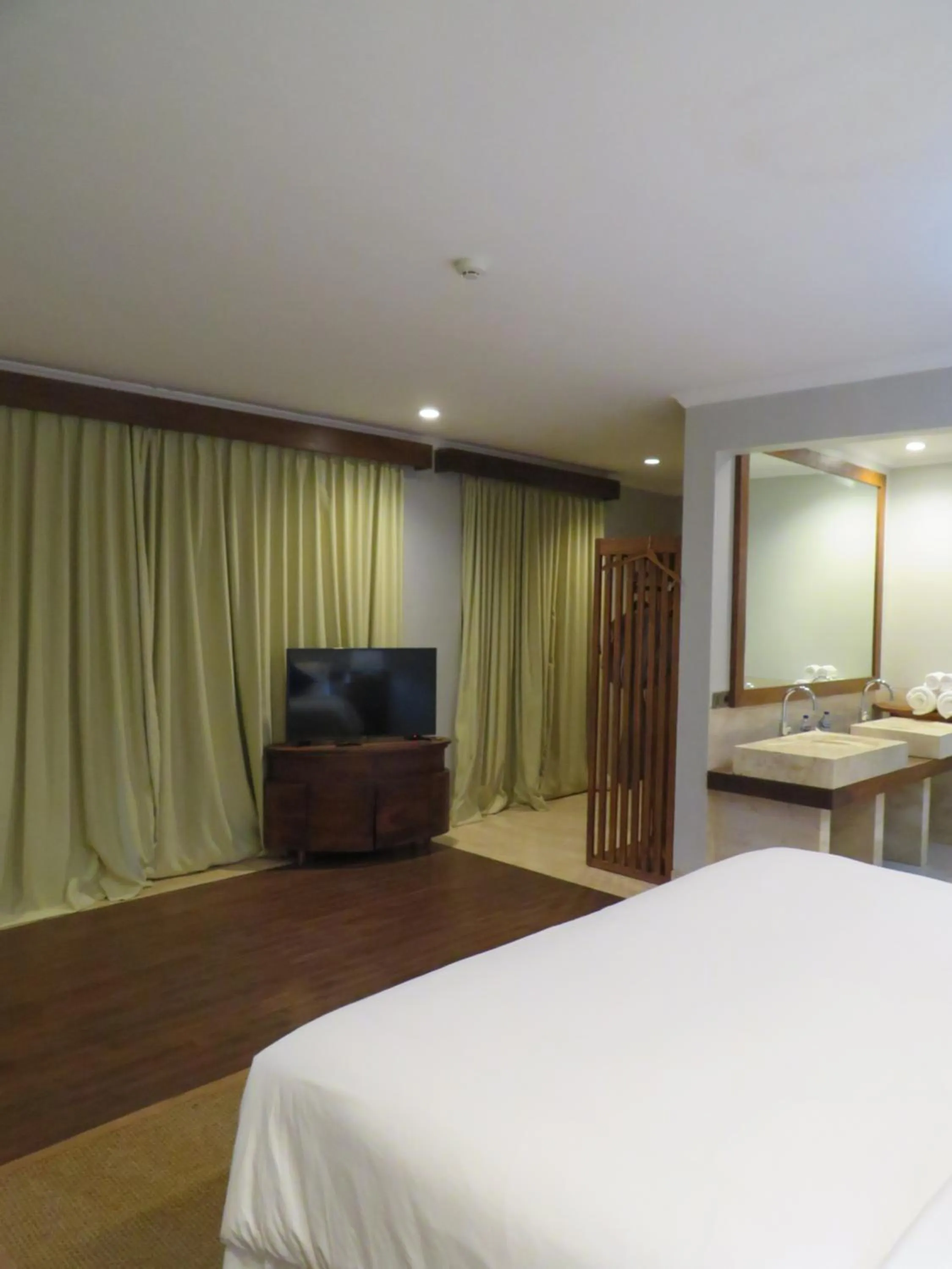 Bed in Lelewatu Resort Sumba