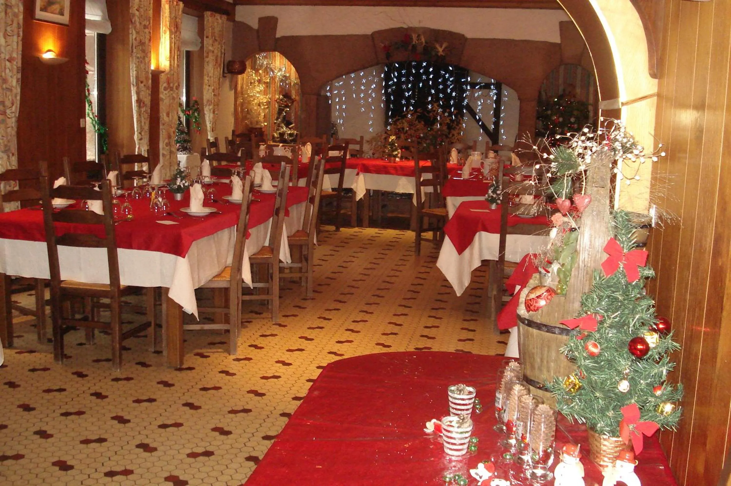 Restaurant/places to eat in Auberge Aux Portes de Conques