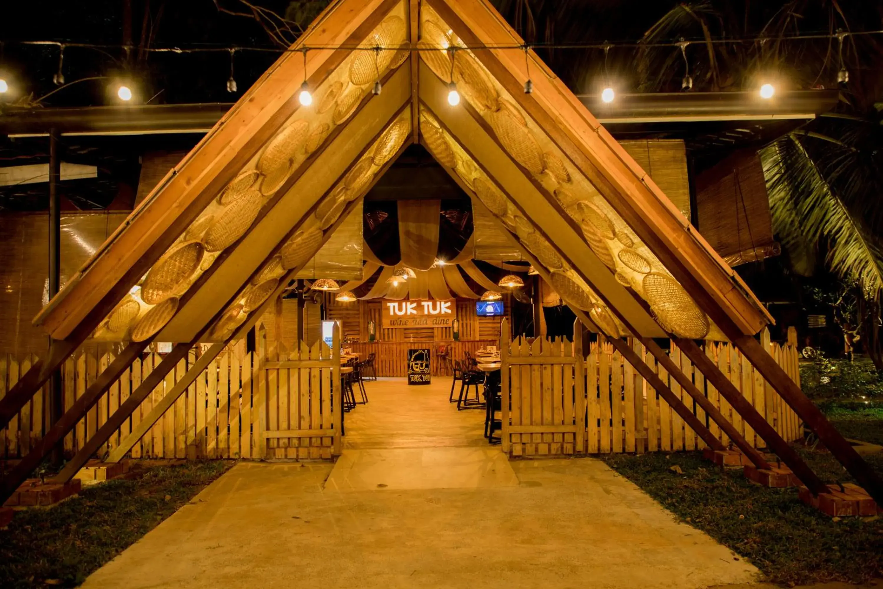 Tuk Tuk Boutique Hotel Tuk Tuk Boutique Hotel