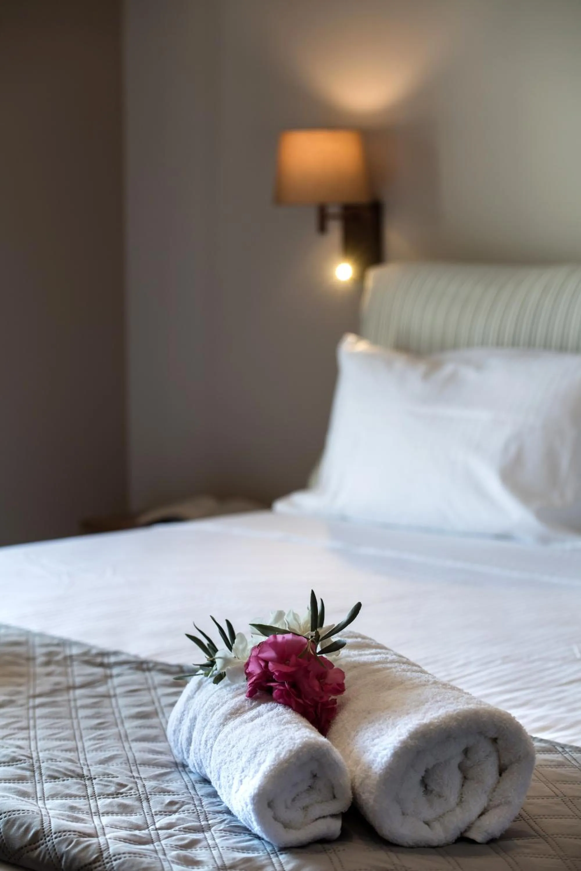 Day, Bed in Summer Dream Lefkas