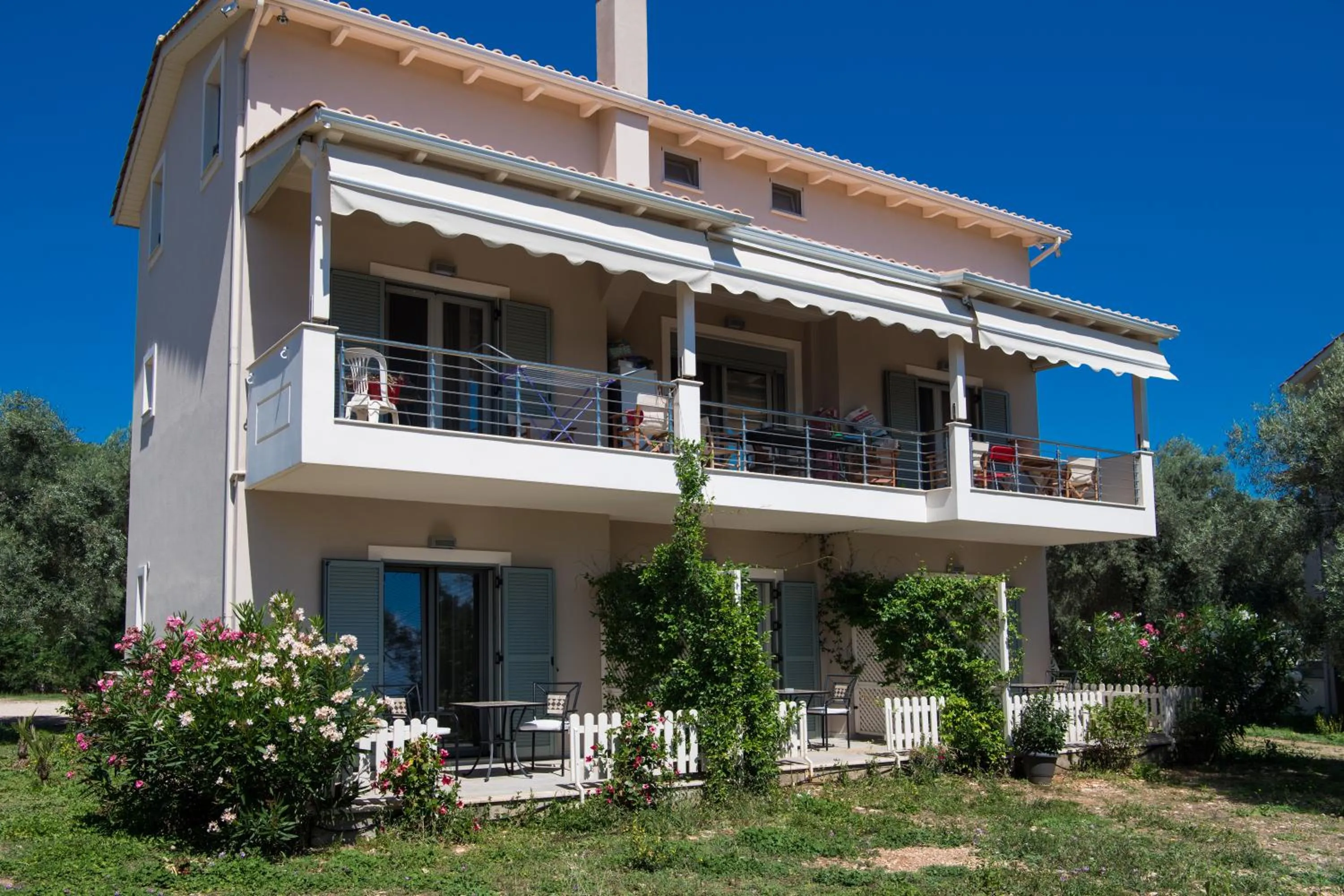 Property building in Summer Dream Lefkas