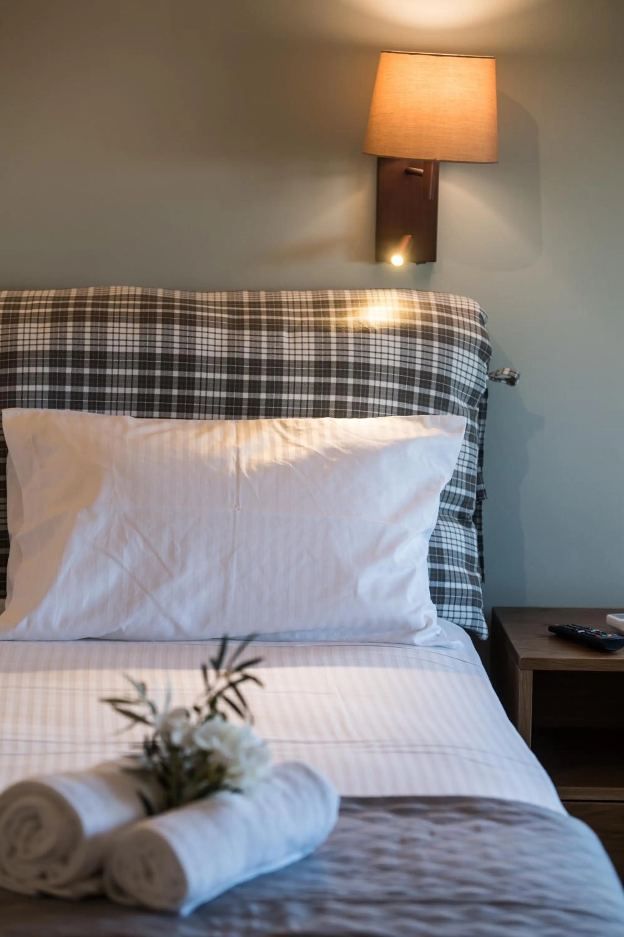 Day, Bed in Summer Dream Lefkas