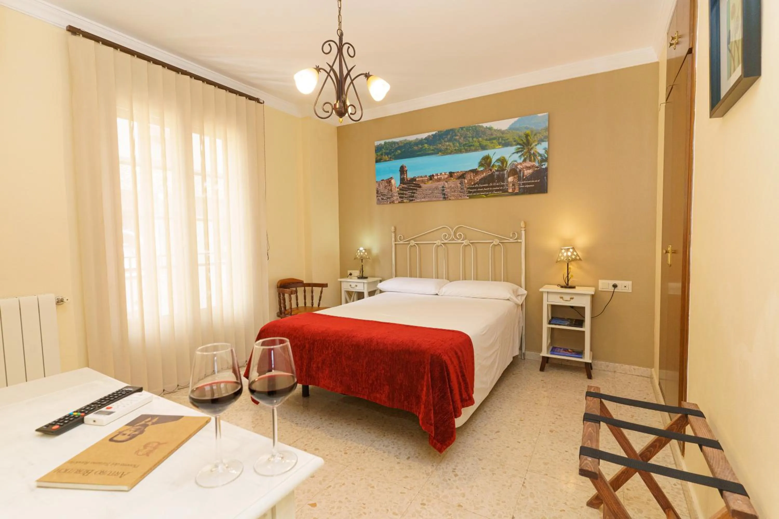 heating, Bed in Hotel Colón