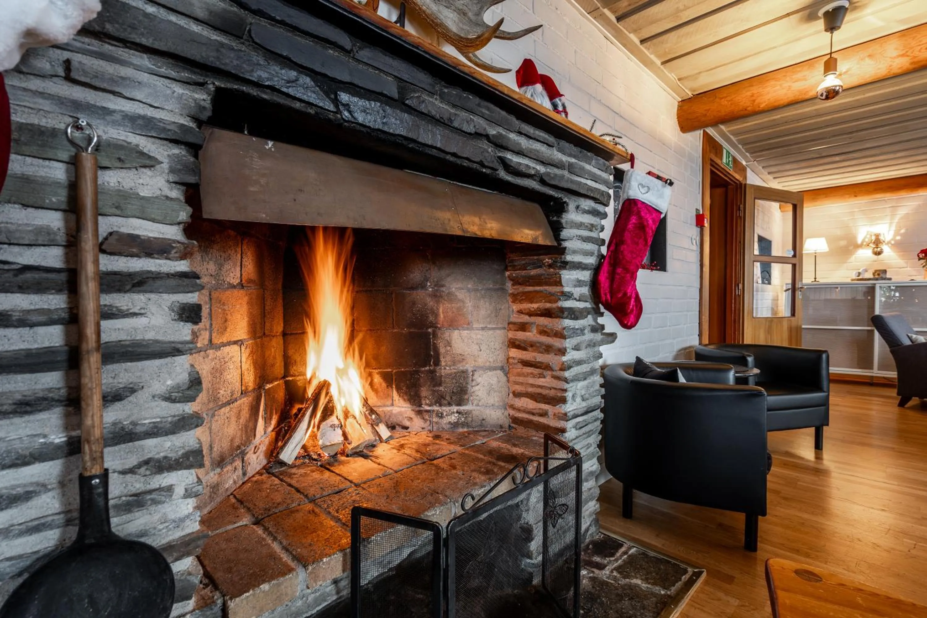 Living room in Lövåsgårdens Fjällhotell