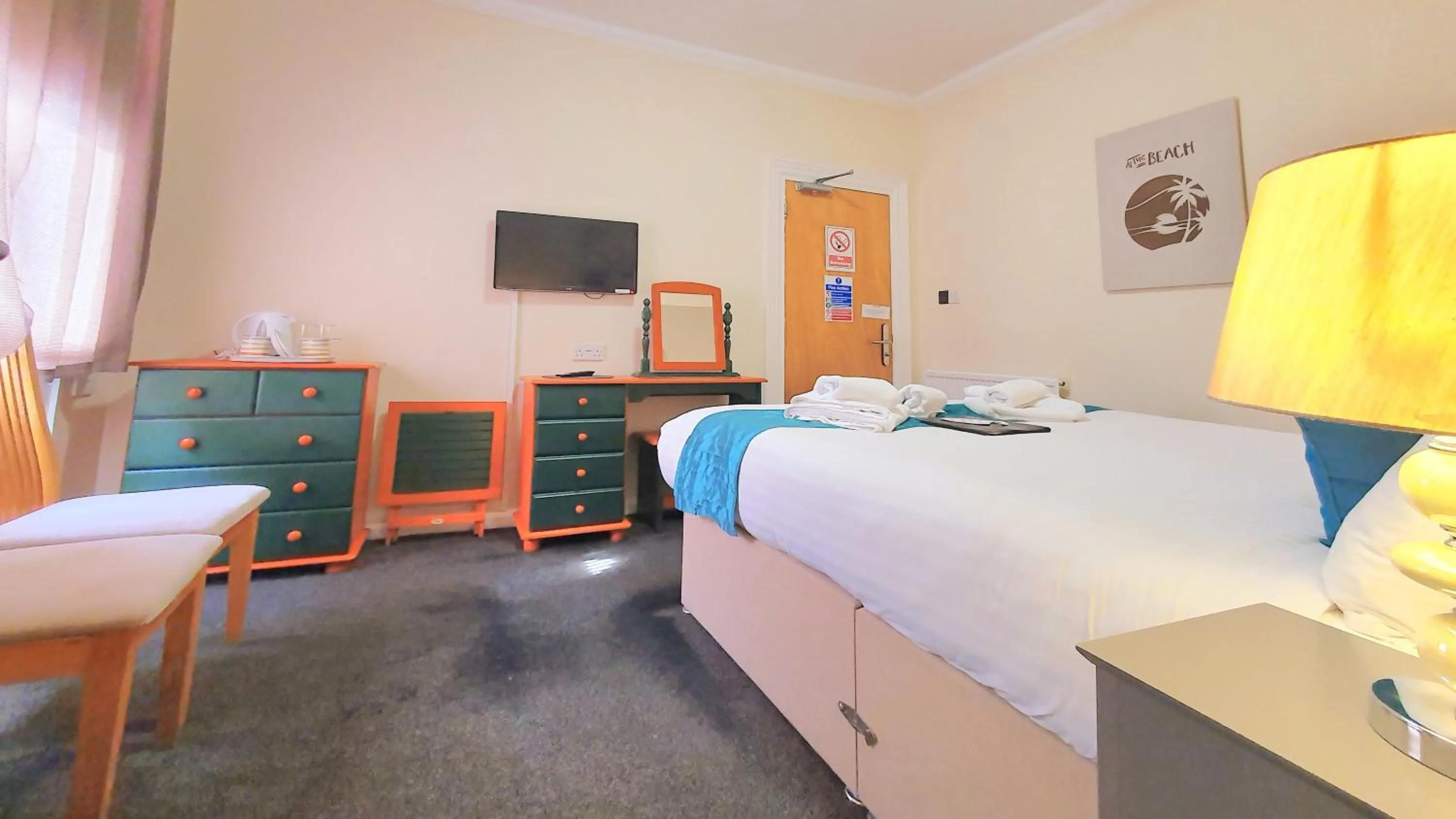 Bed in Yardley Manor Hotel