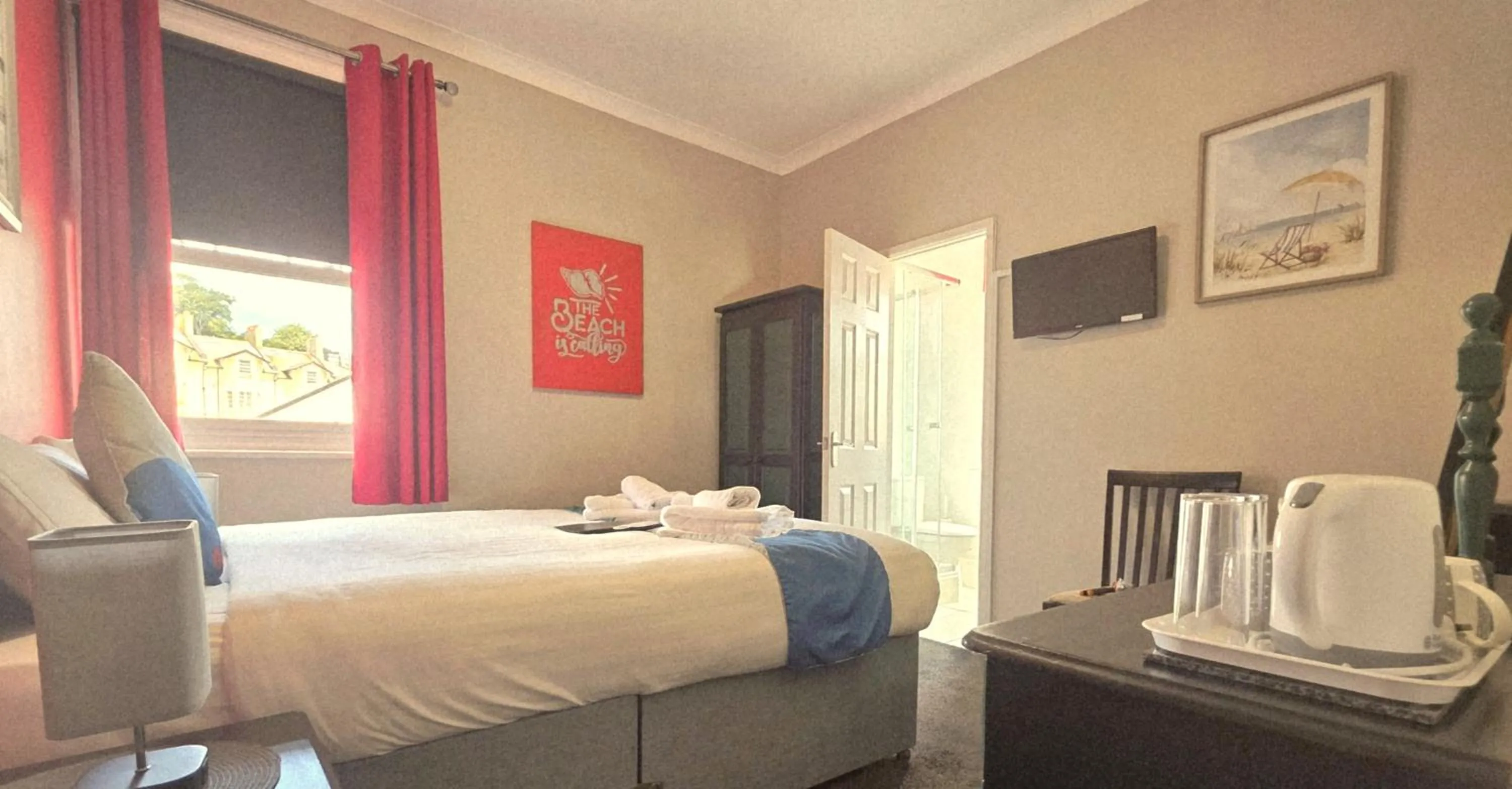 Bed in Yardley Manor Hotel