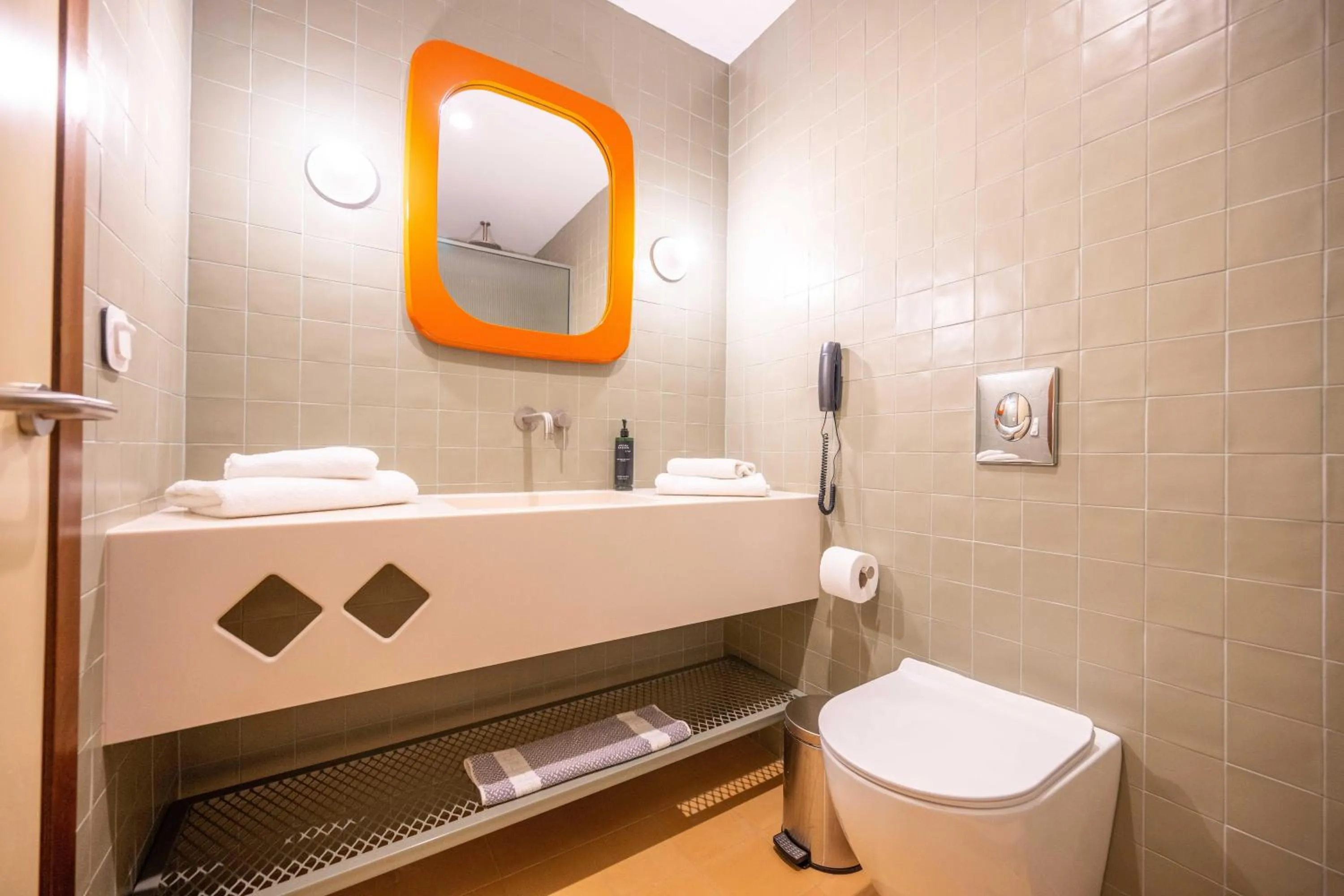 Bathroom in Orion Hotel