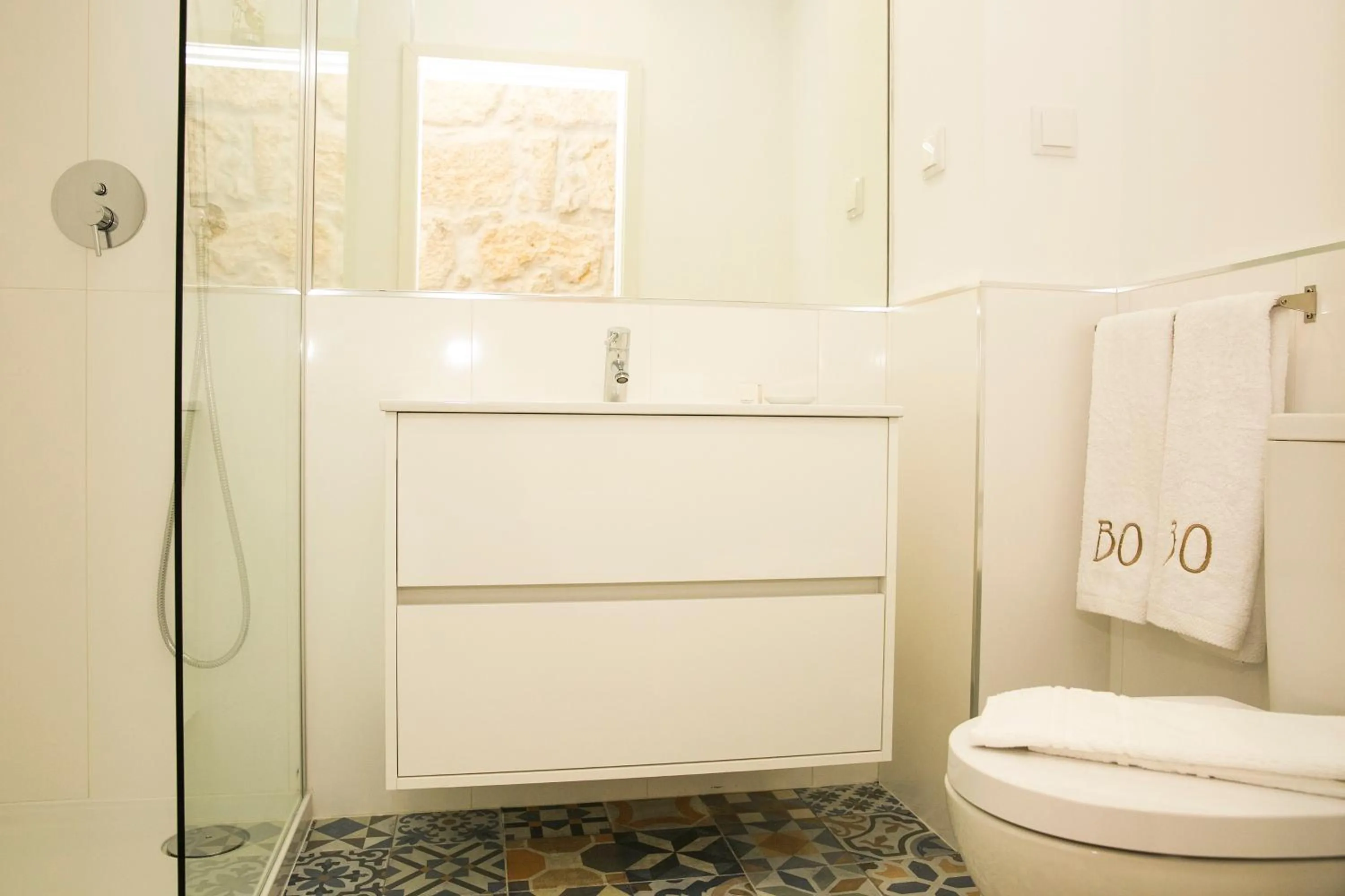 BO - Álvares Cabral GuestHouse