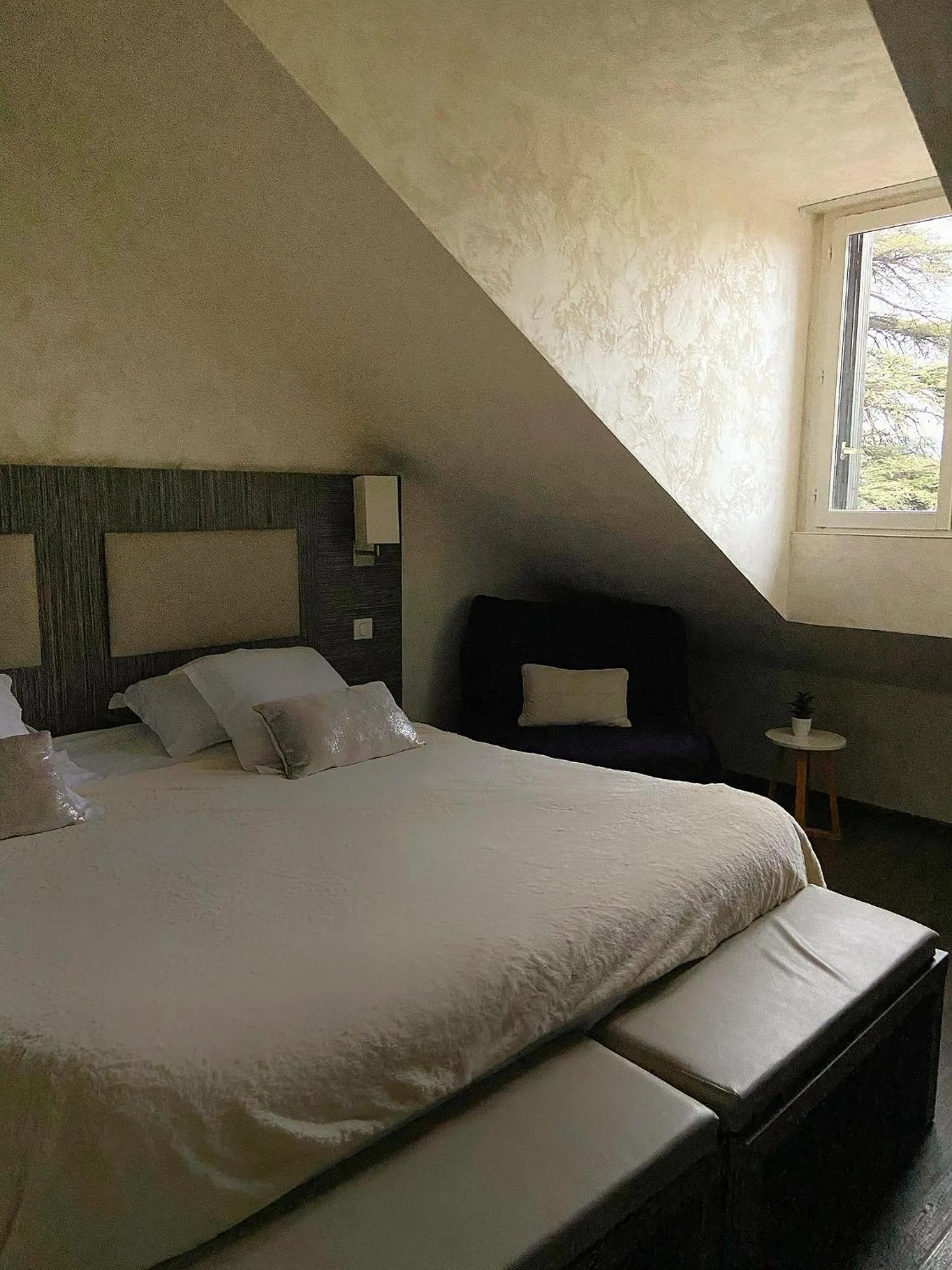 Property building, Bed in Les Olivades