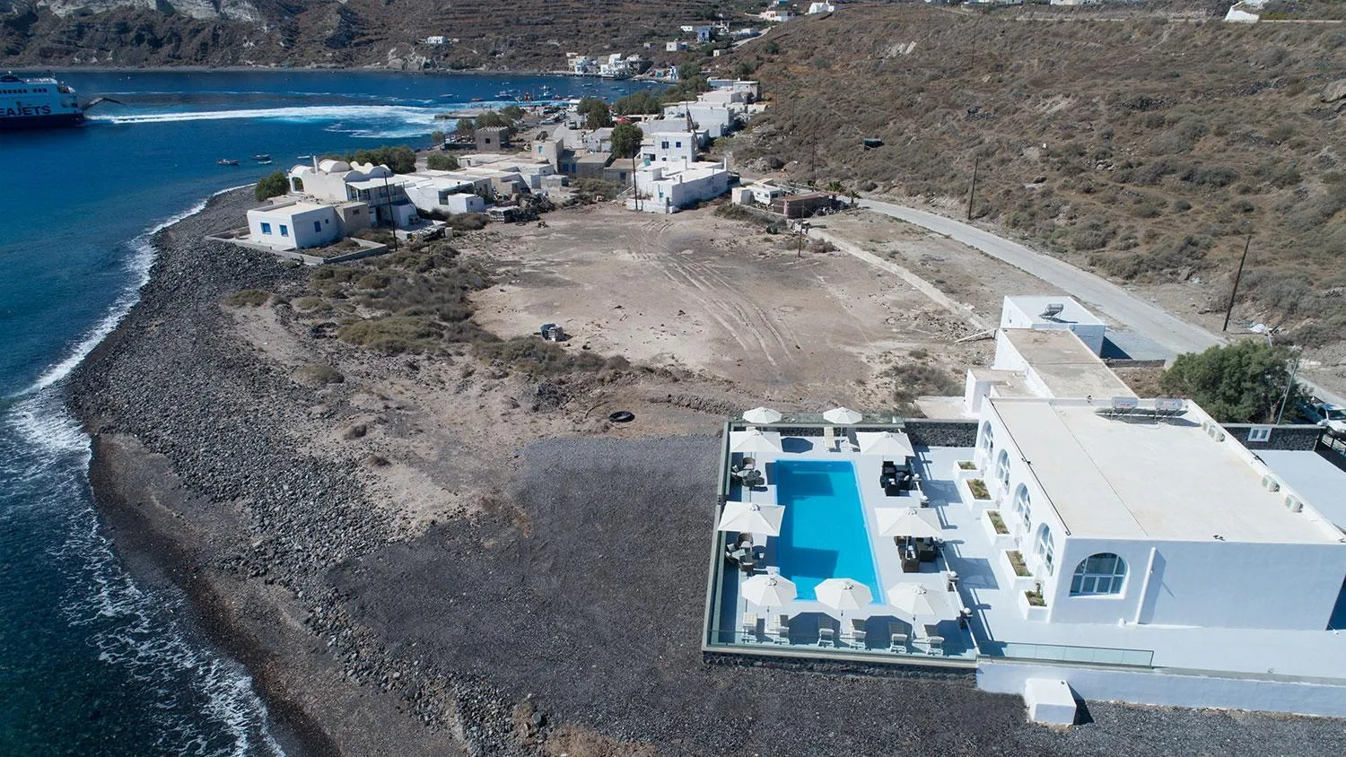 Thirassia Paradise Suites