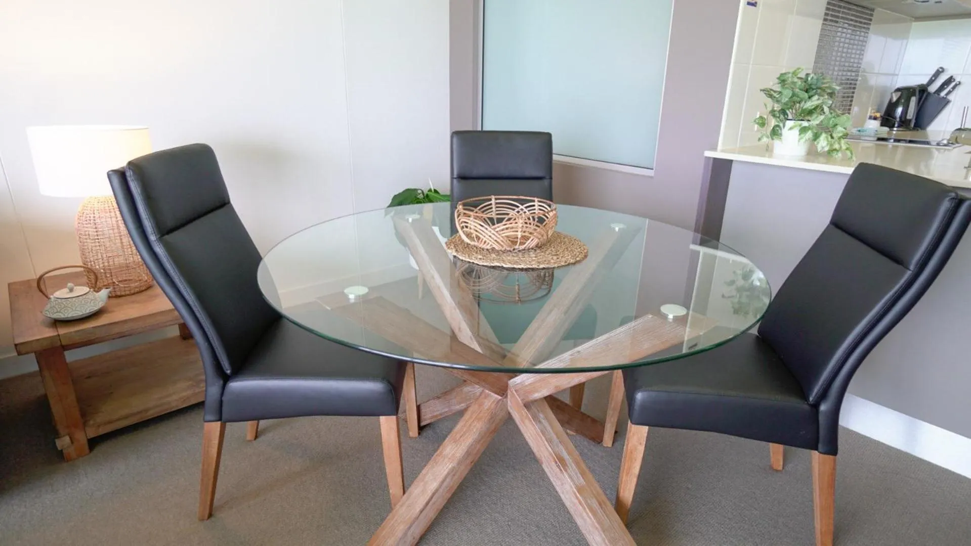 Dining area in Horton Apartments