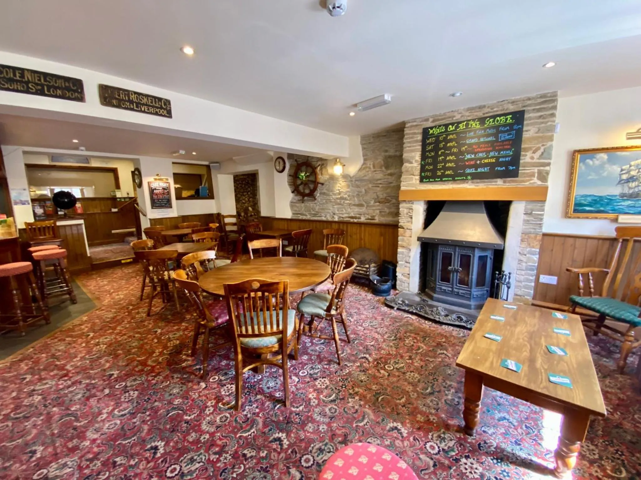 Food and drinks in The Globe Inn