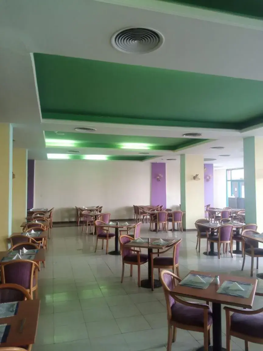 Family Suite in Sun & Sea Hotel and Aqua Park - Hurghada Family Suite in Sun & Sea Hotel and Aqua Park - Hurghada