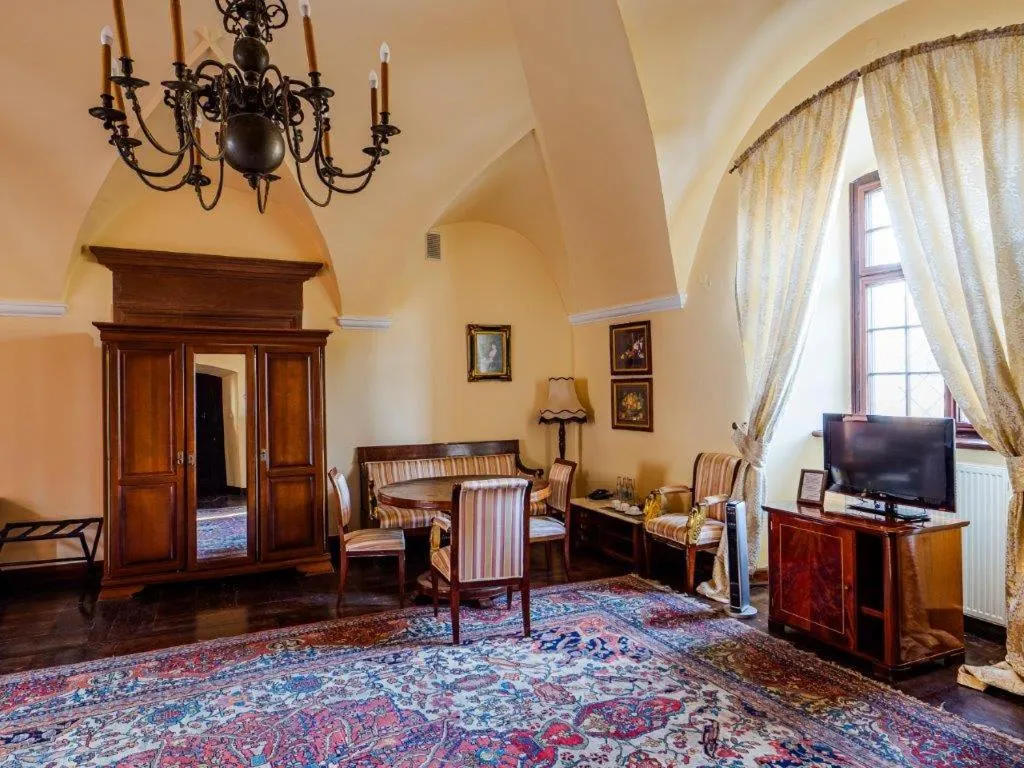 TV and multimedia in Zamek w Baranowie Sandomierskim