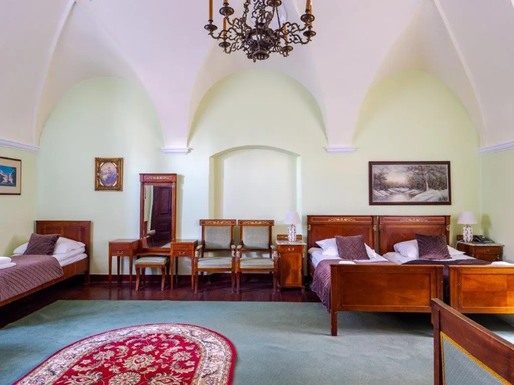 Bed in Zamek w Baranowie Sandomierskim