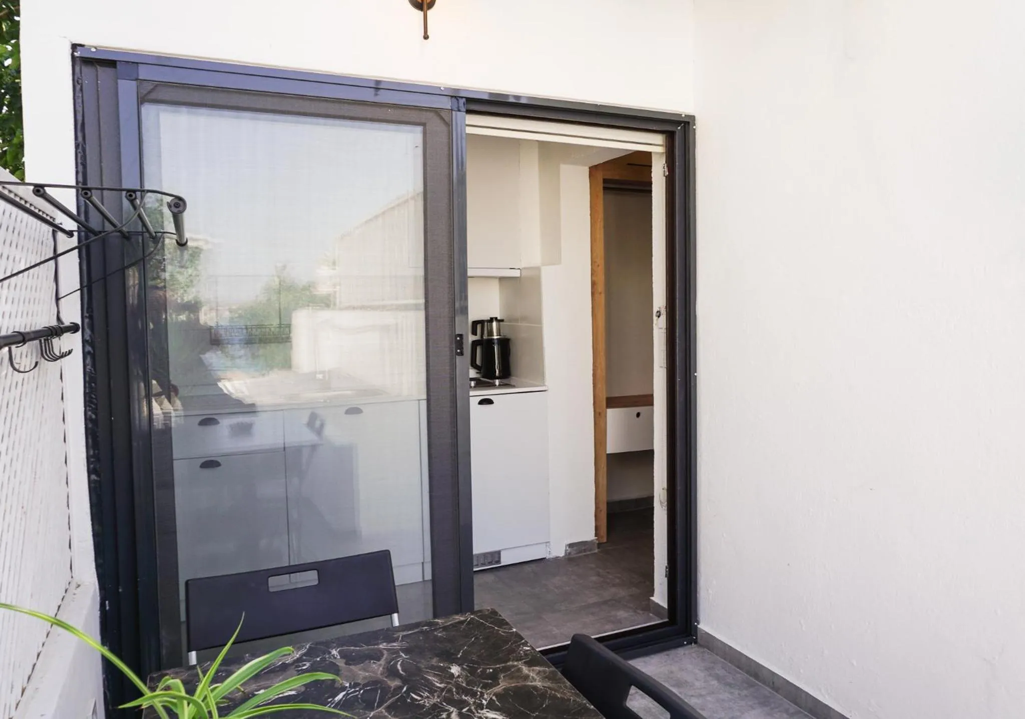 Patio in Daphnis Hotel