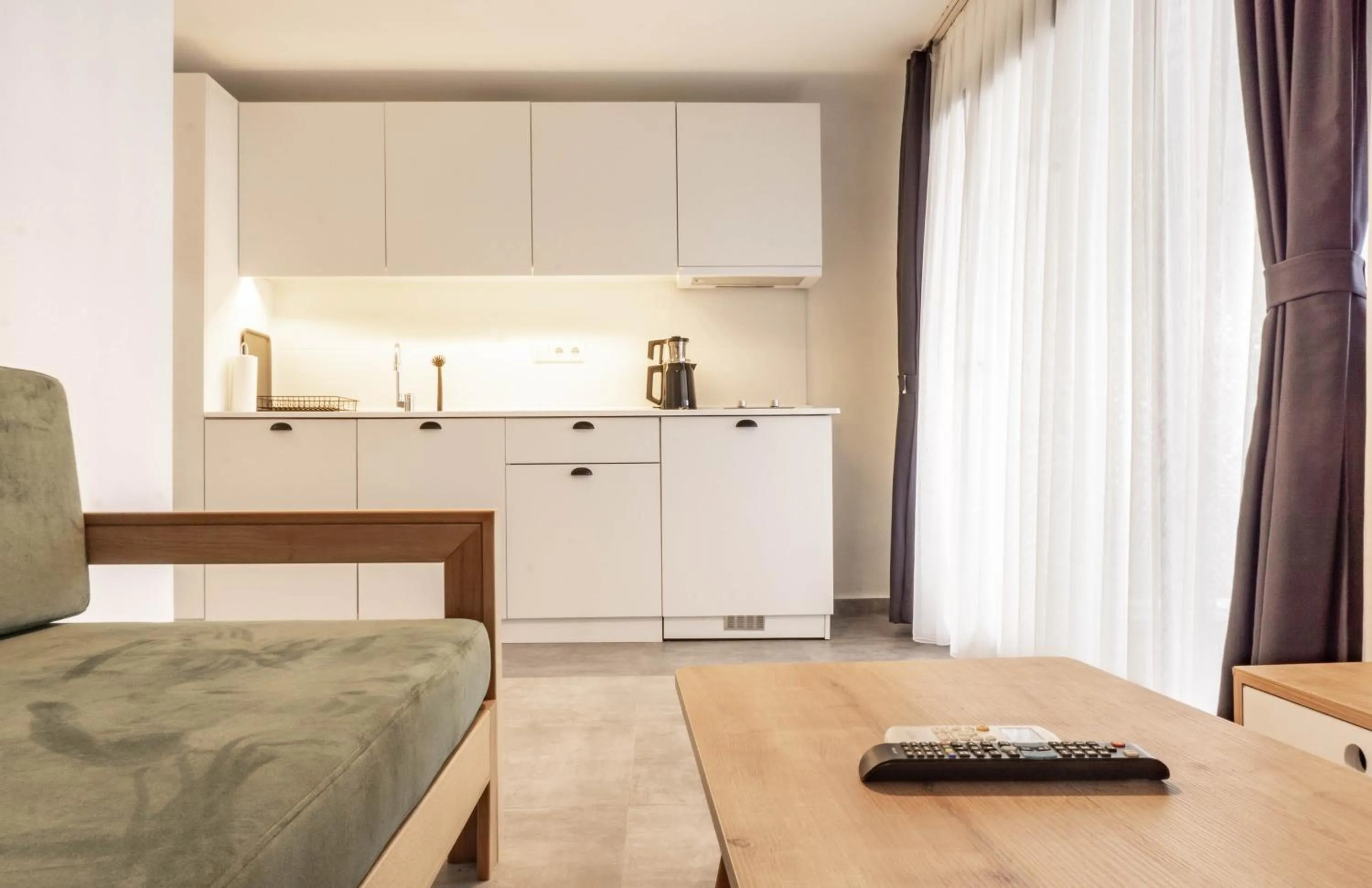 Living room in Daphnis Hotel