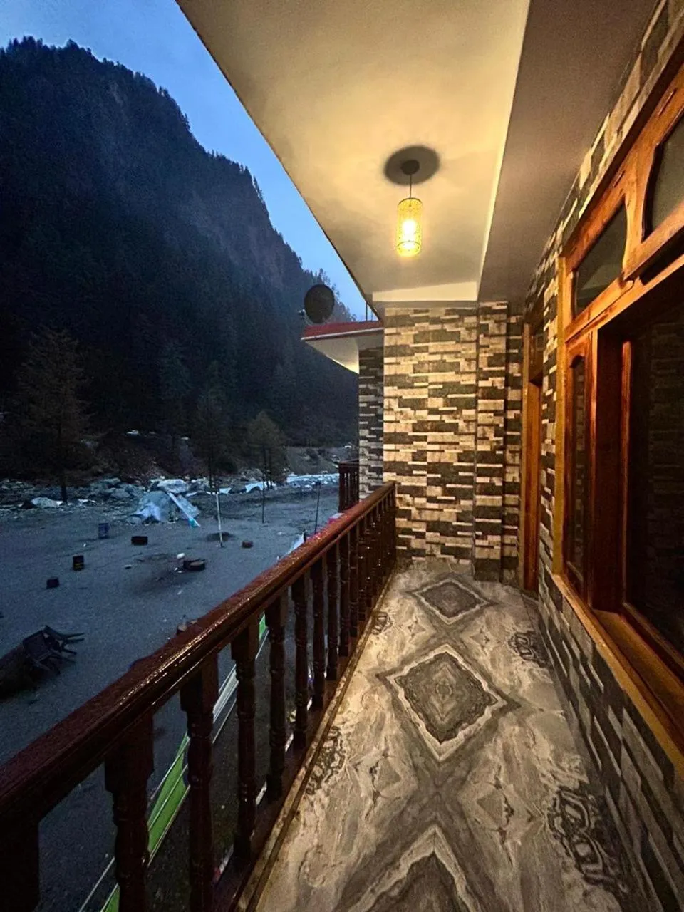 Natural landscape in Flipsyde Retreat