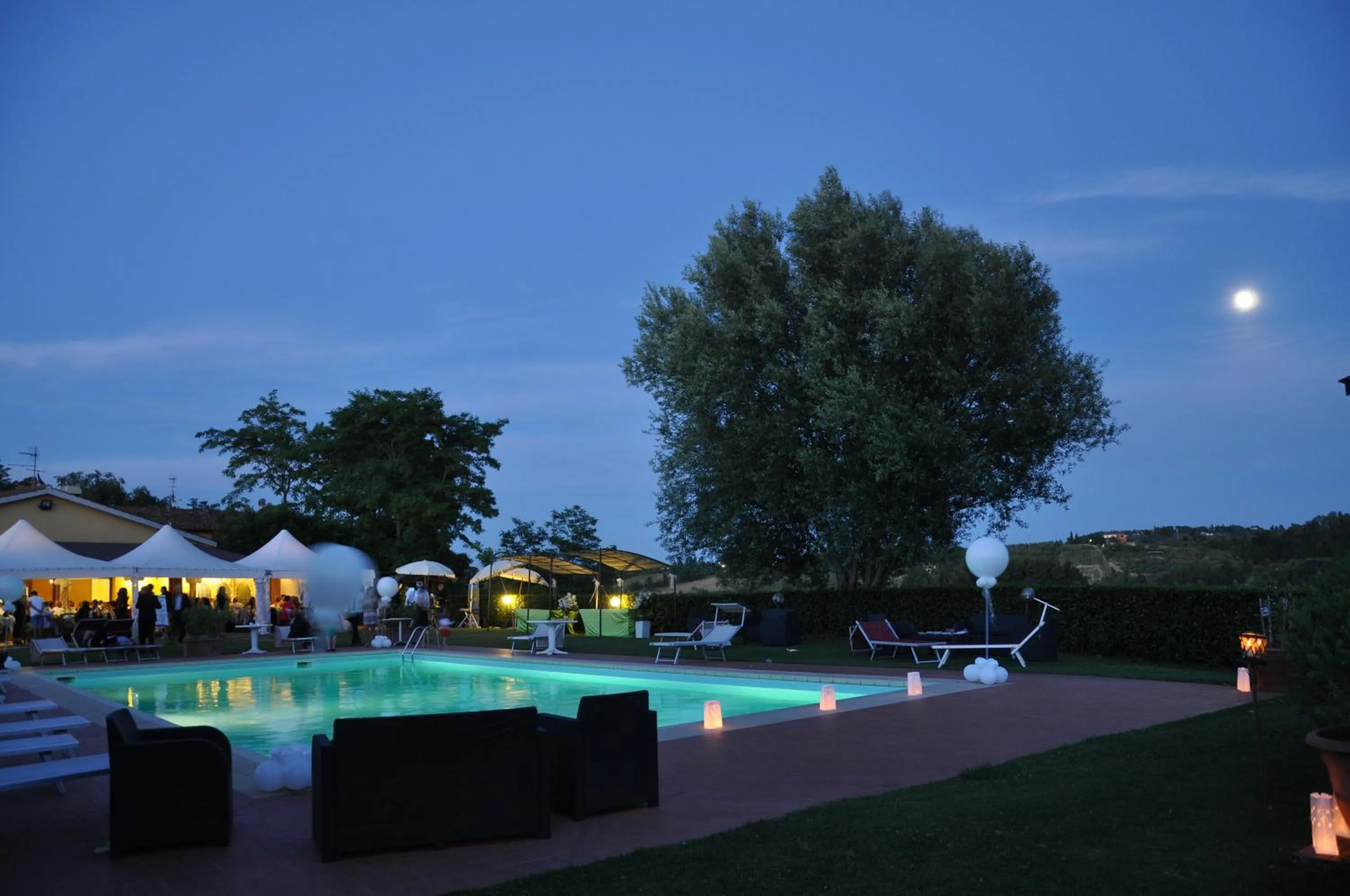 Swimming pool in Agriturismo Marrucola