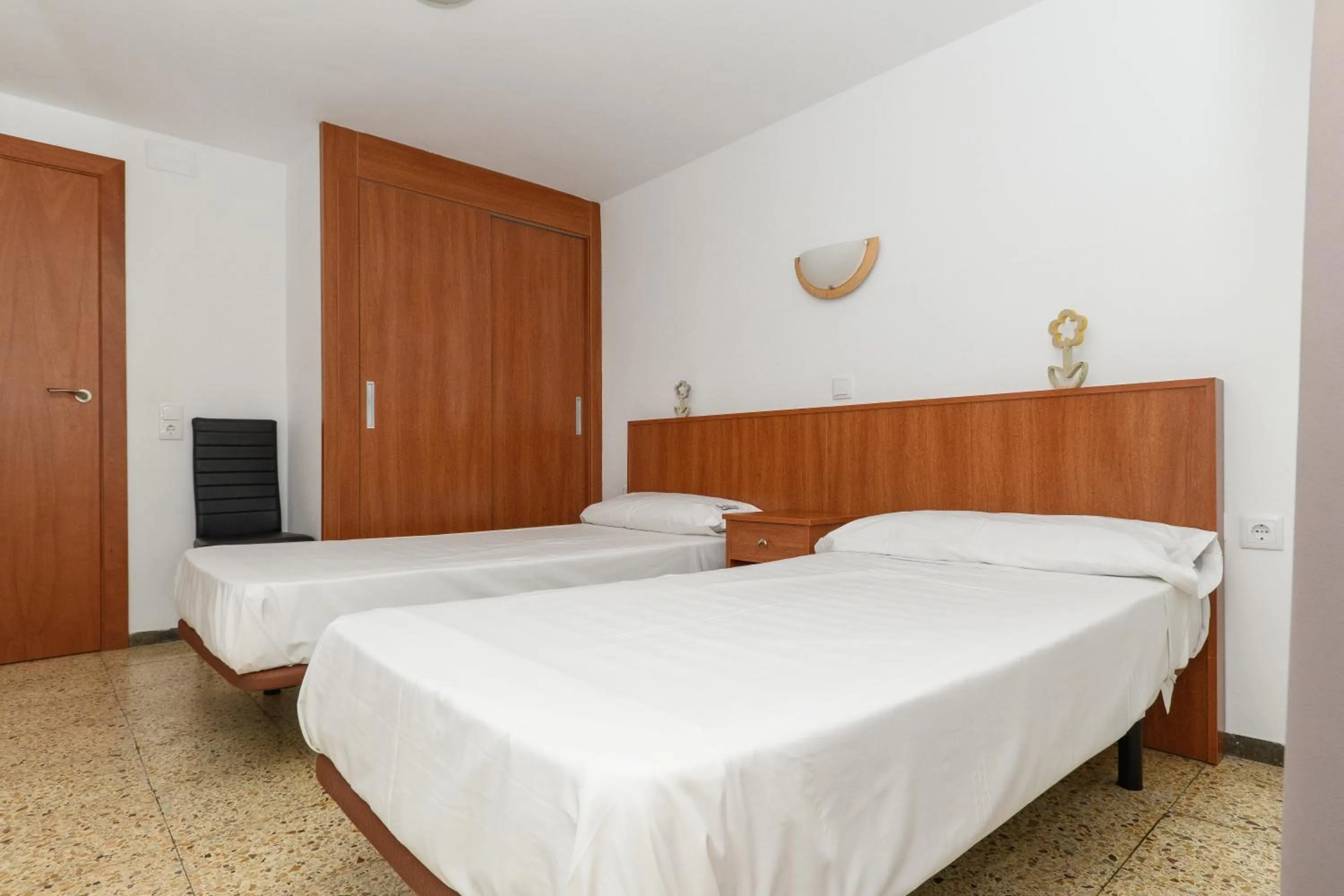 Bedroom, Bed in Rentalmar Family Felix con parking incluido