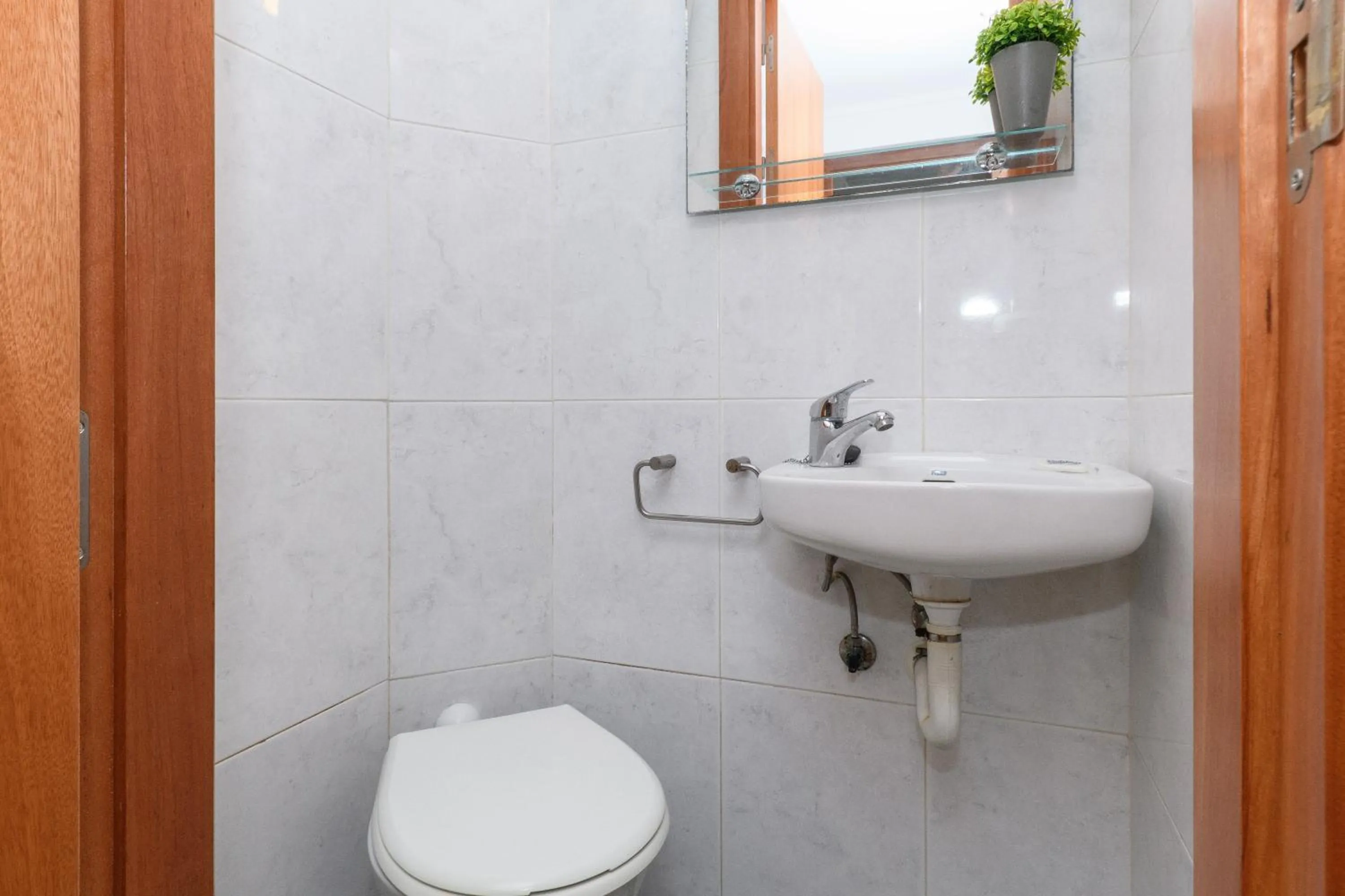 Toilet in Rentalmar Family Felix con parking incluido