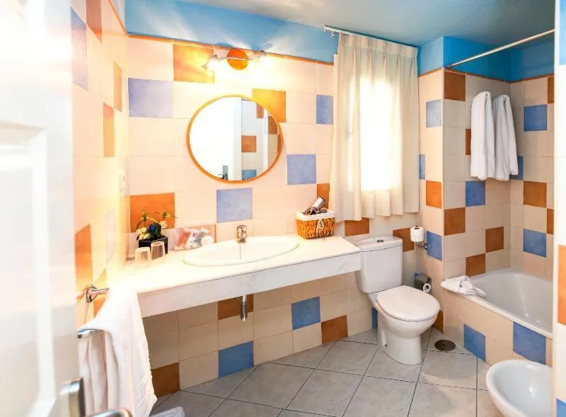 Bathroom in Apartamentos LIVVO Puerto de Mogán