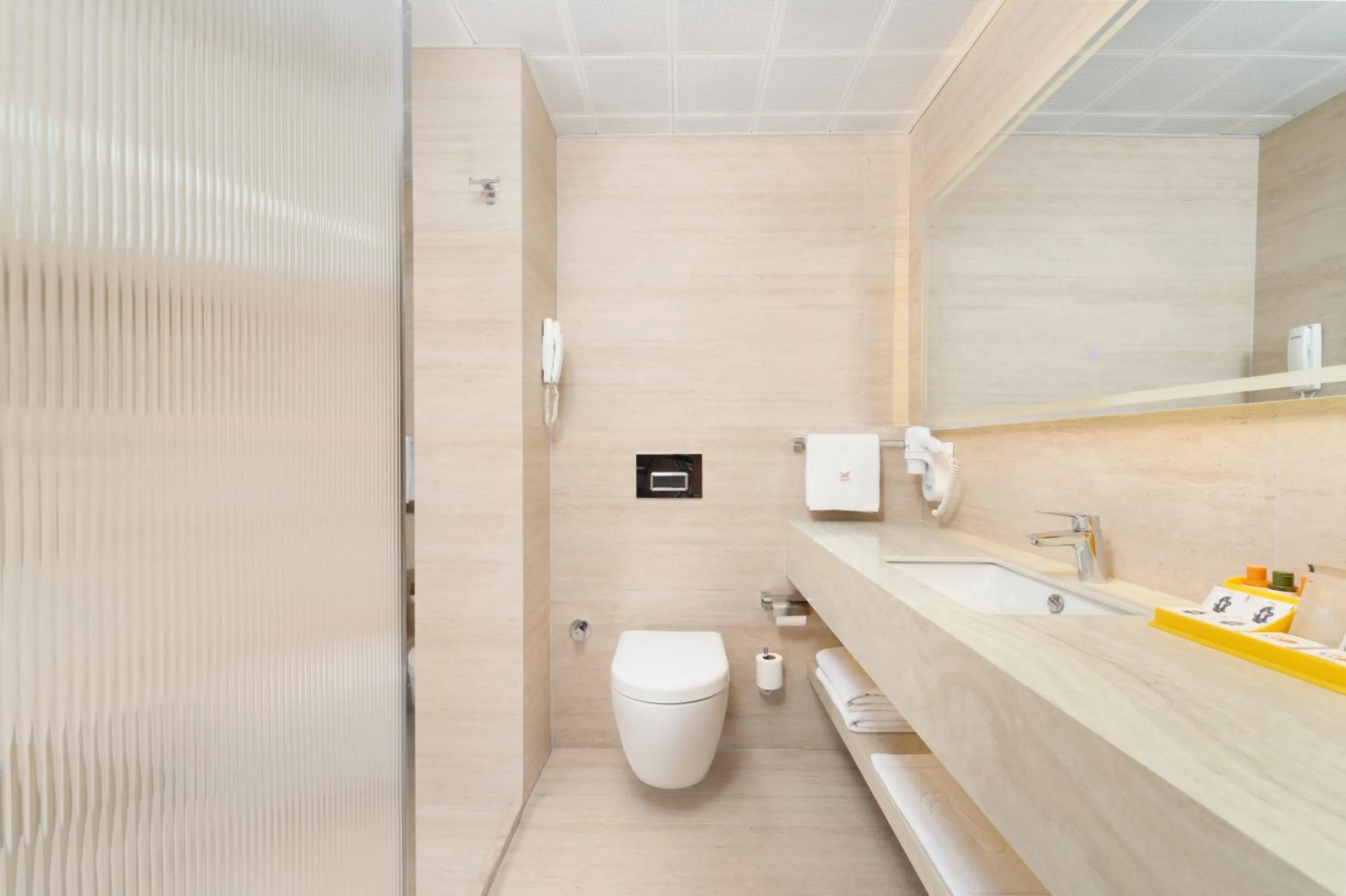 Shower in Sundia By Liberty Suncity