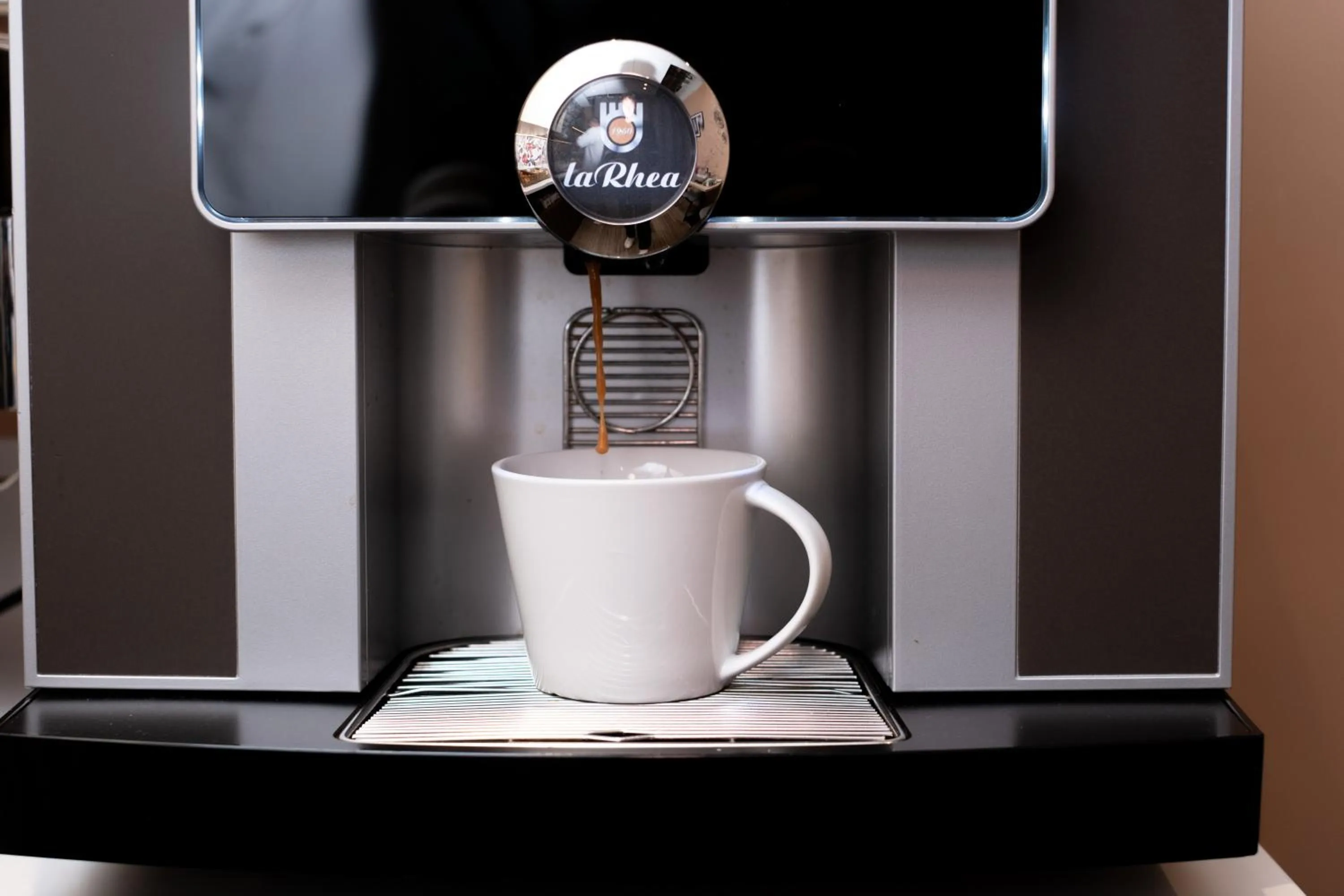 Kyriad Paris 10 - Canal Saint Martin - République