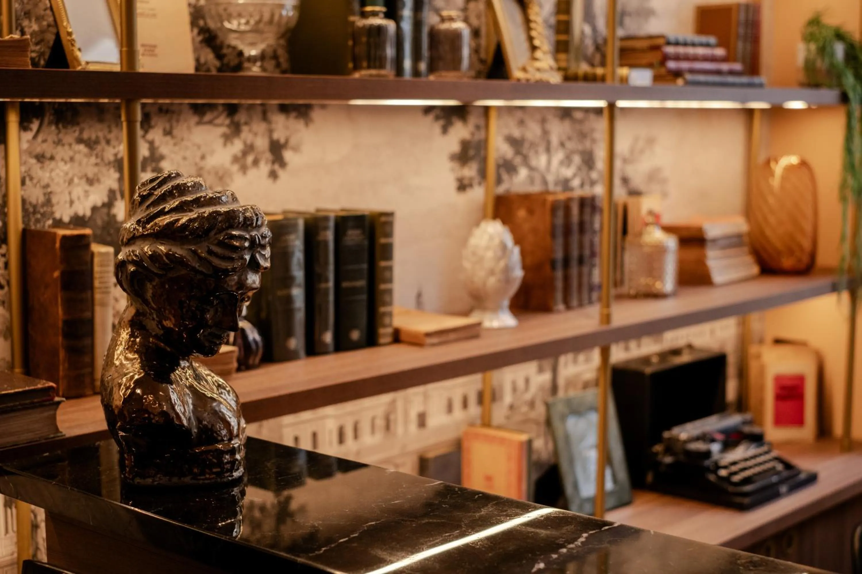 Lobby or reception in Kyriad Paris 10 - Canal Saint Martin - République