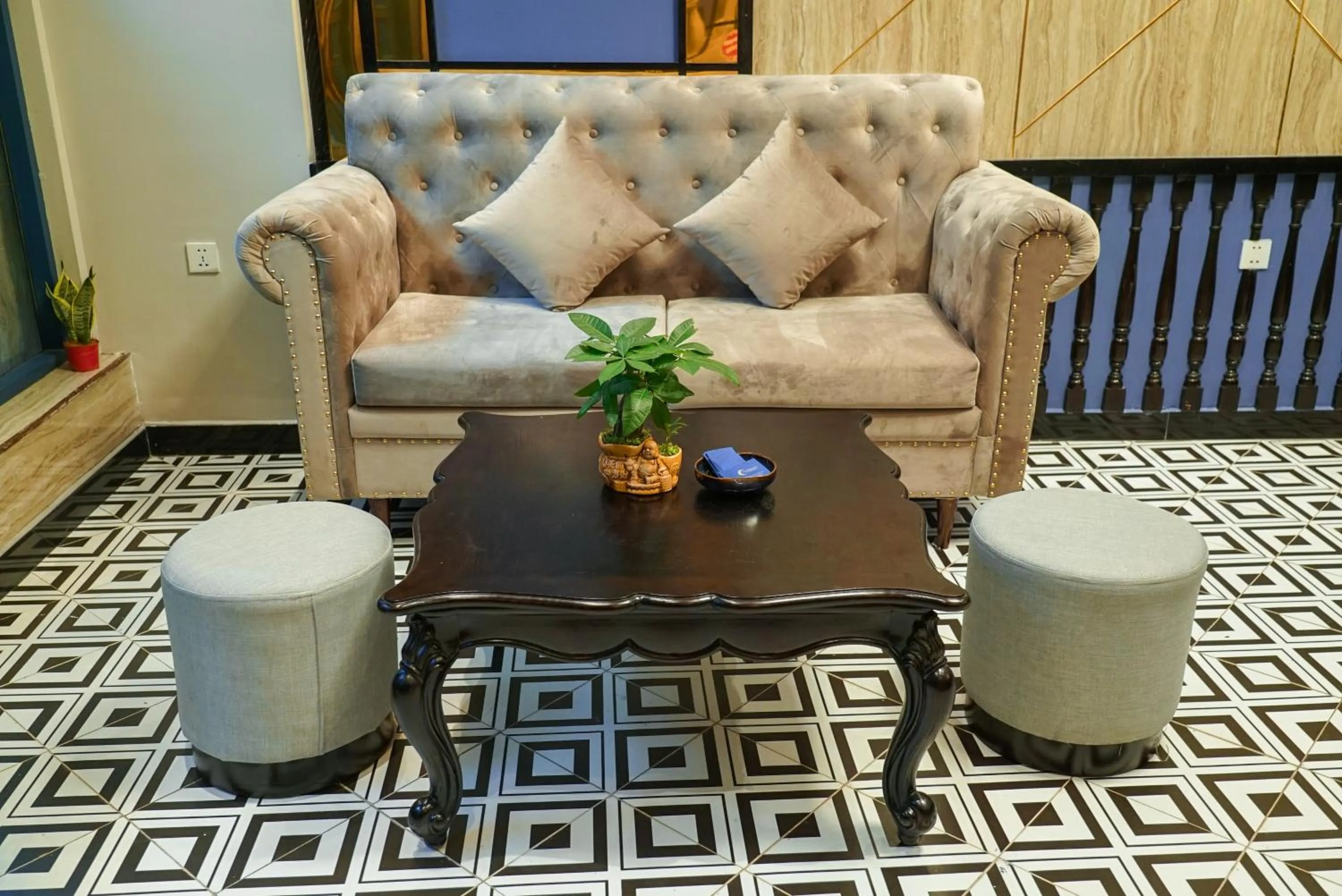 Lobby or reception in Hanoi La Castela Hotel