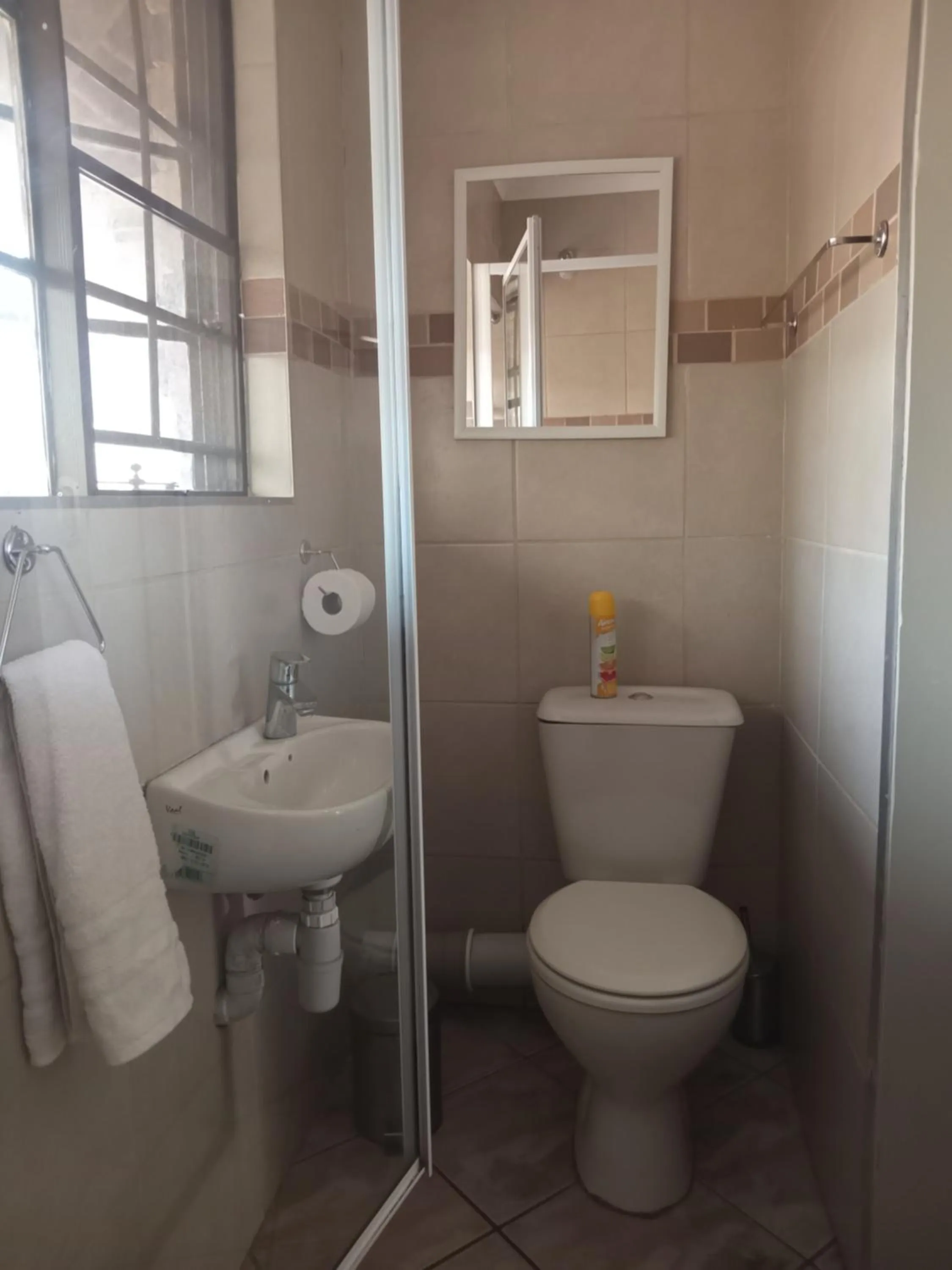 Toilet in HomeBase Kruger