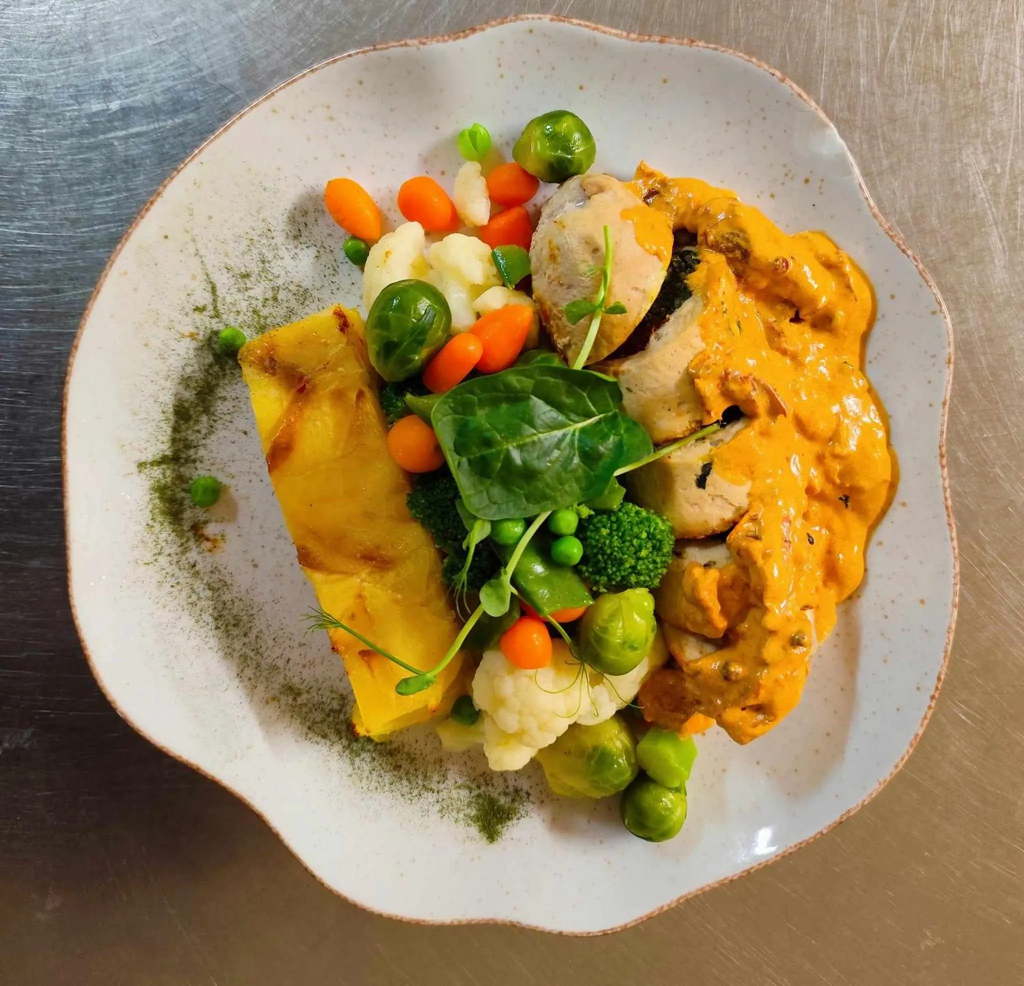 Restaurant/places to eat in Hotel Kasztel