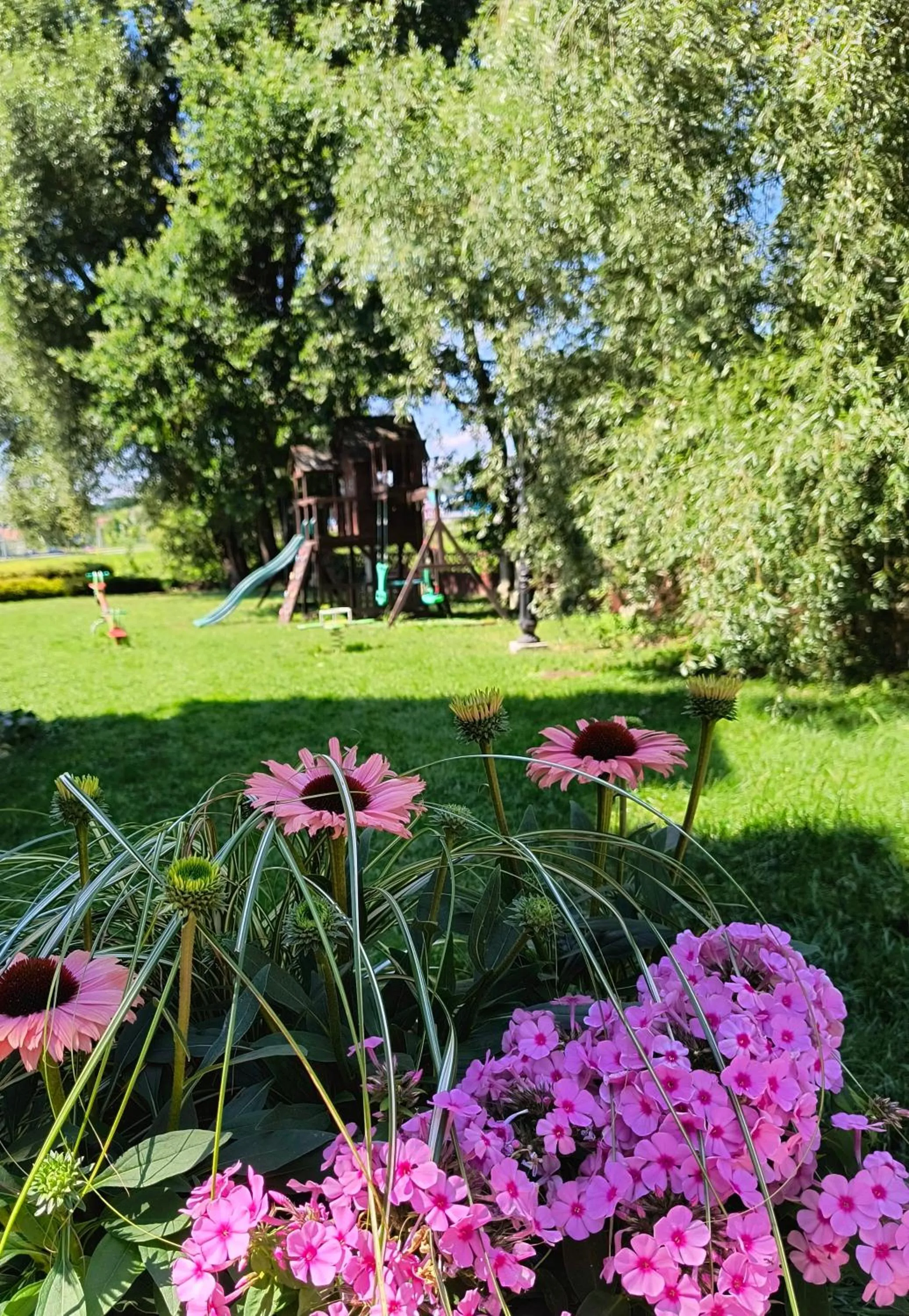 Spring in Hotel Kasztel