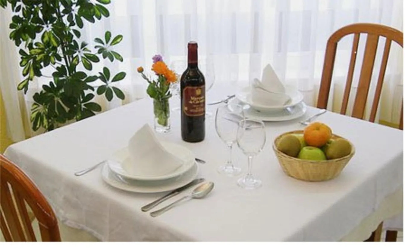 Restaurant/places to eat in Hotel Restaurante el Fornon