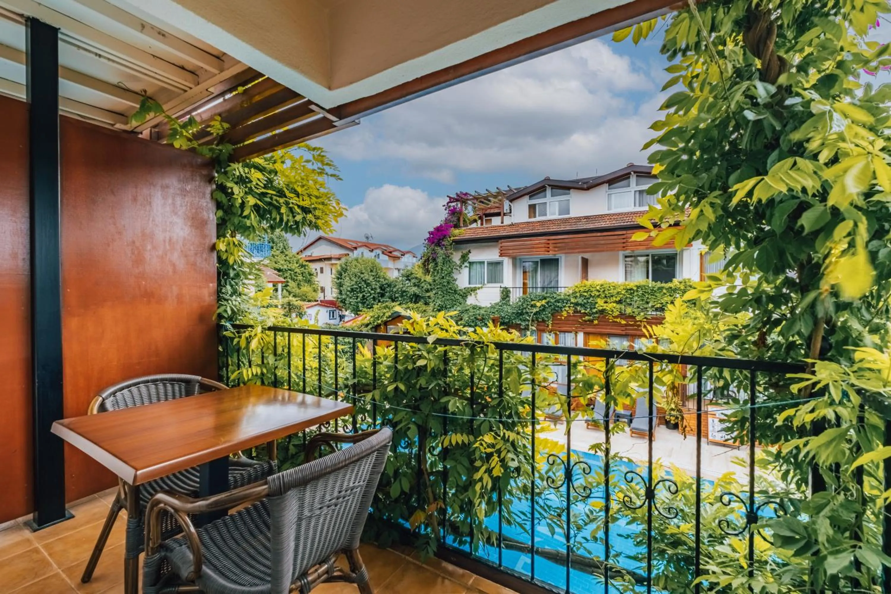 Balcony/Terrace in Ten Apart Hotel