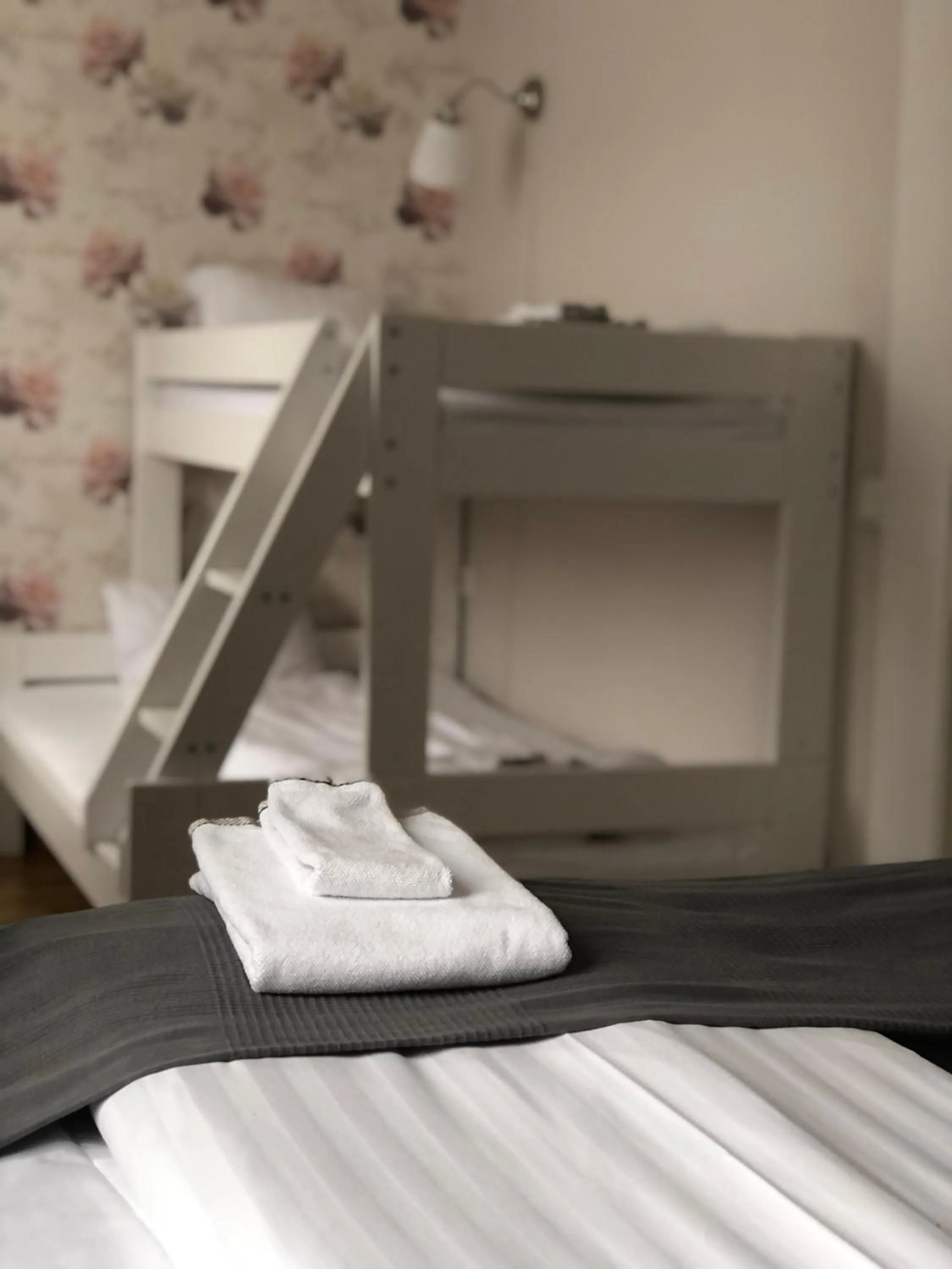 Bed in Smålandsstenar hotell