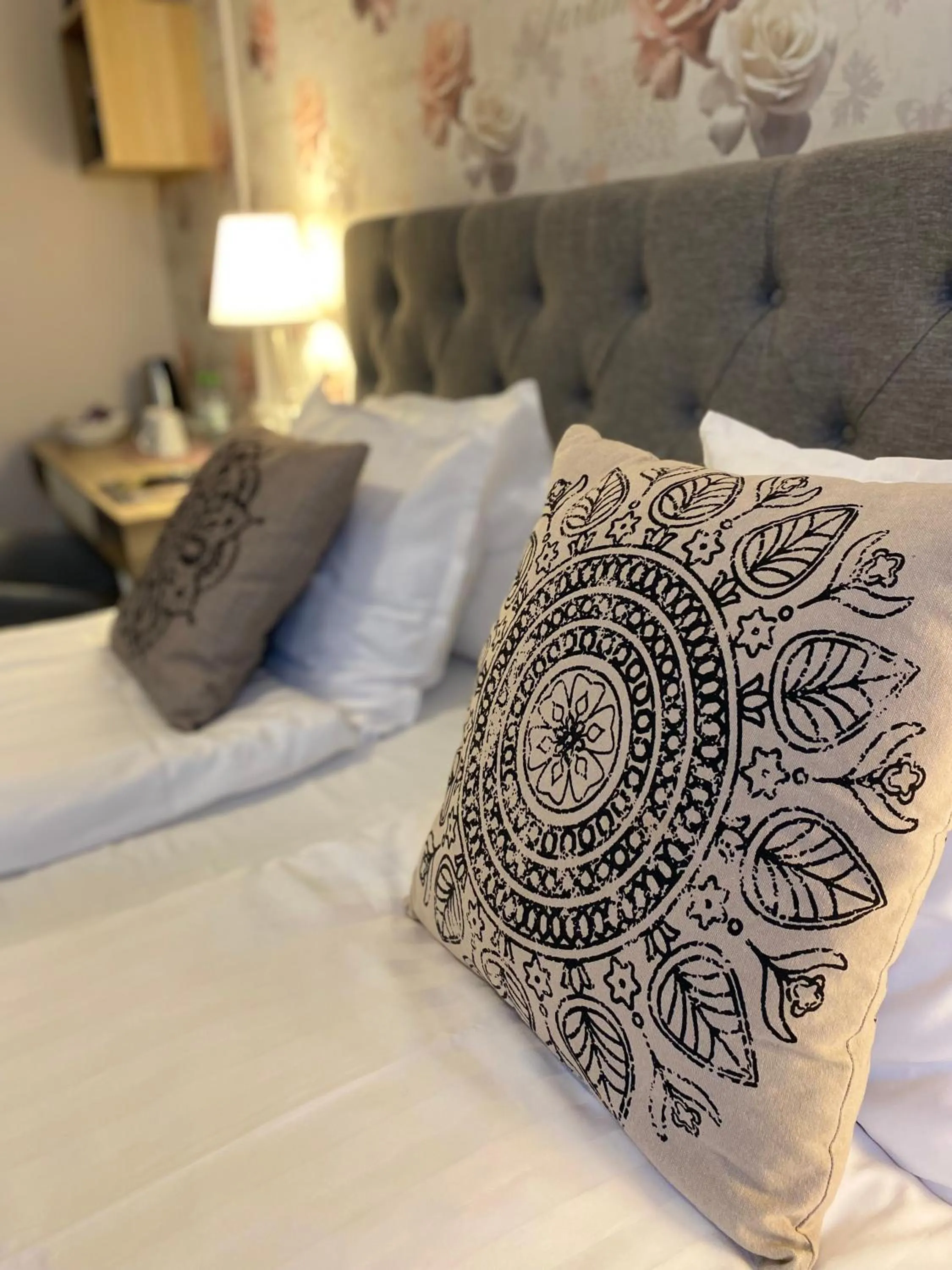 Bed in Smålandsstenar hotell