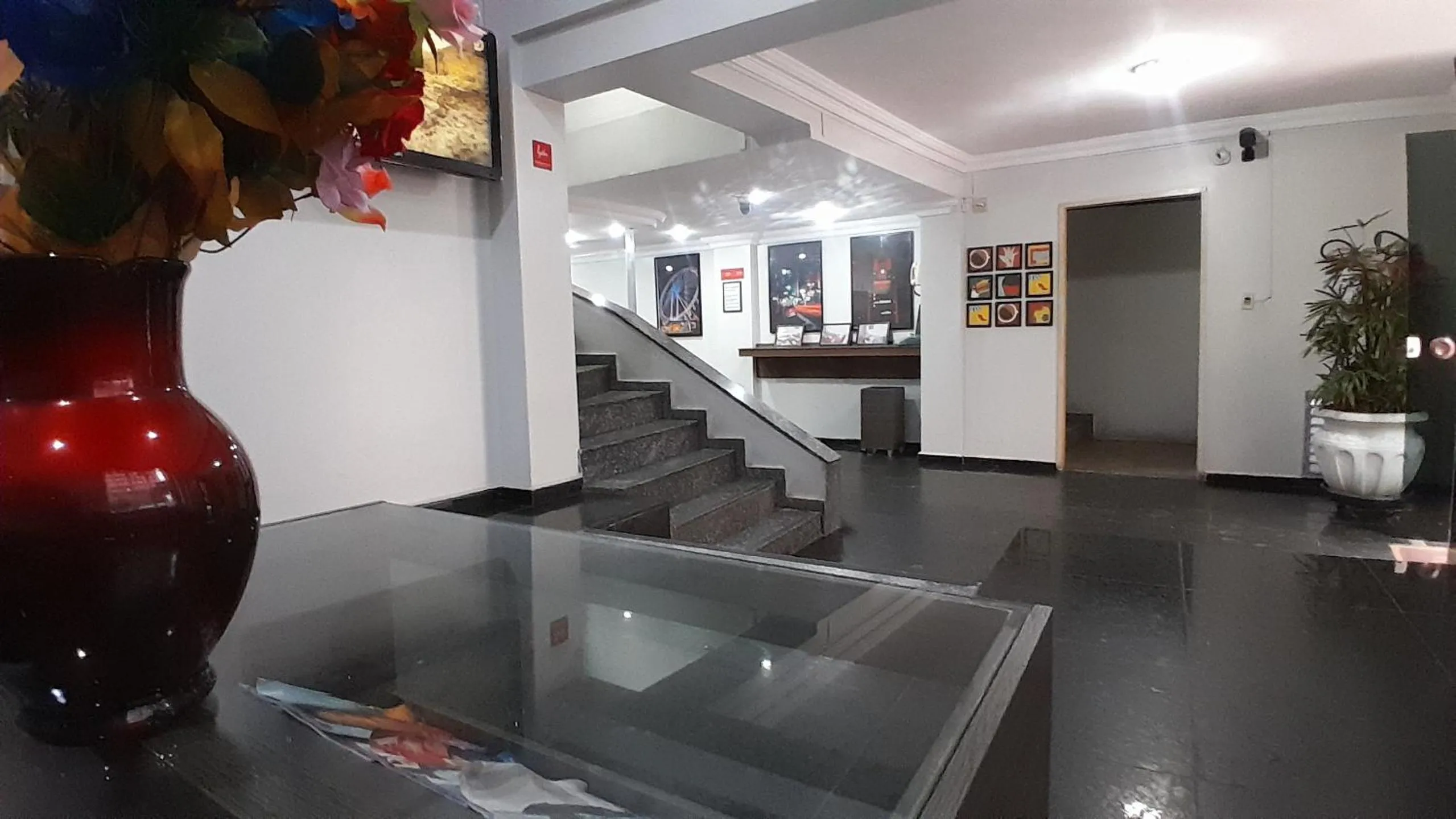 Lobby or reception in Center Plaza Hotel