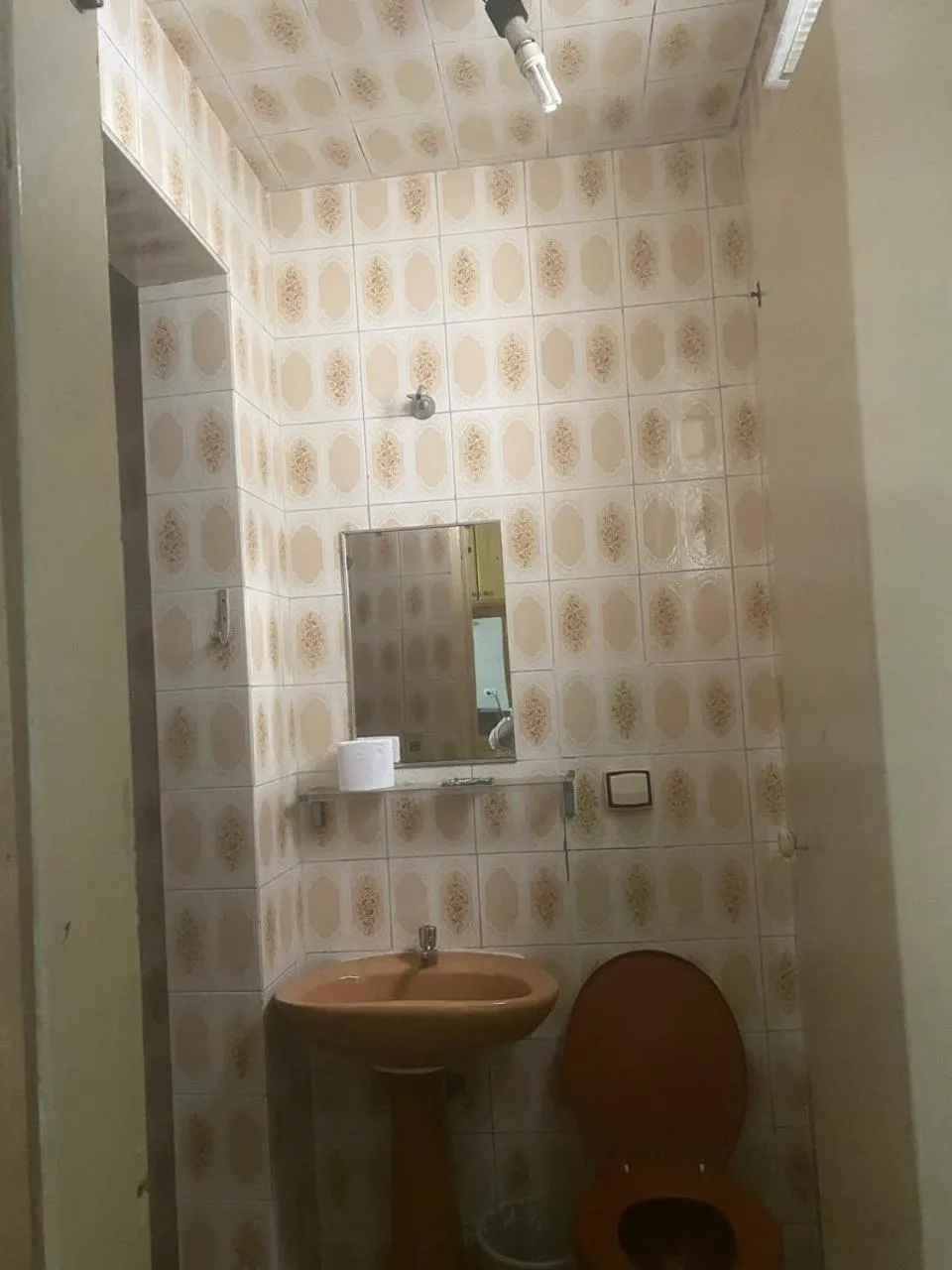 Bathroom in Center Plaza Hotel