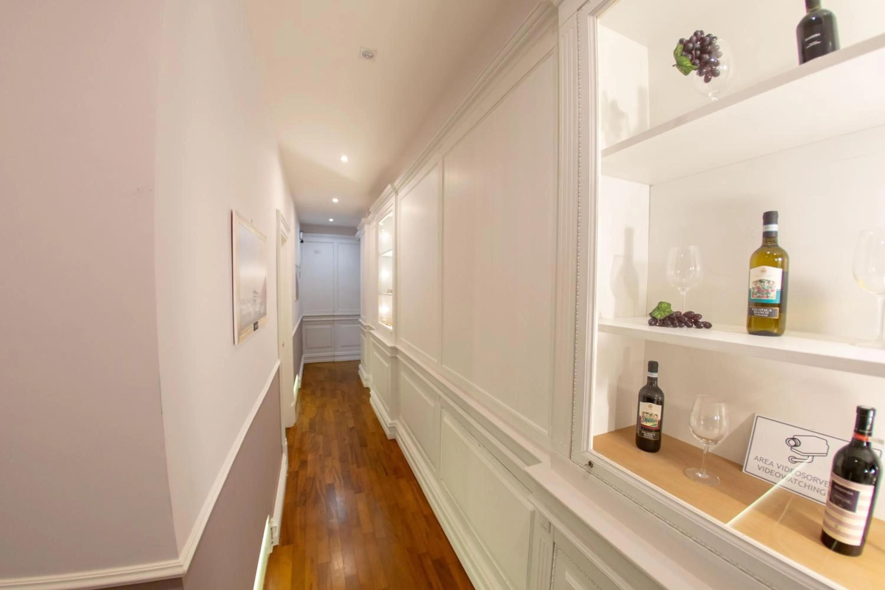 Leone Camere D'autore - CHIAIA