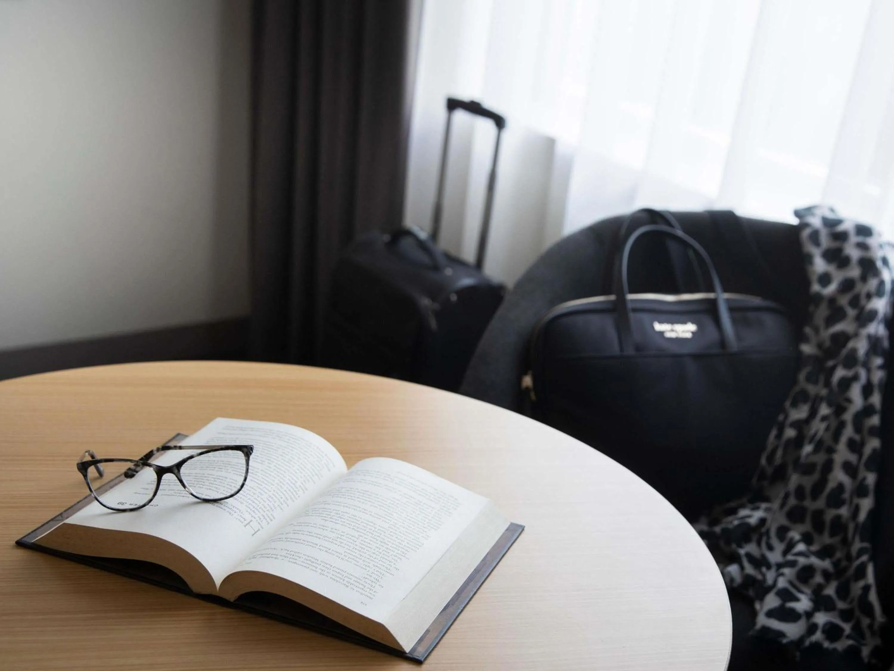 Bedroom in Mercure Sydney Manly Warringah
