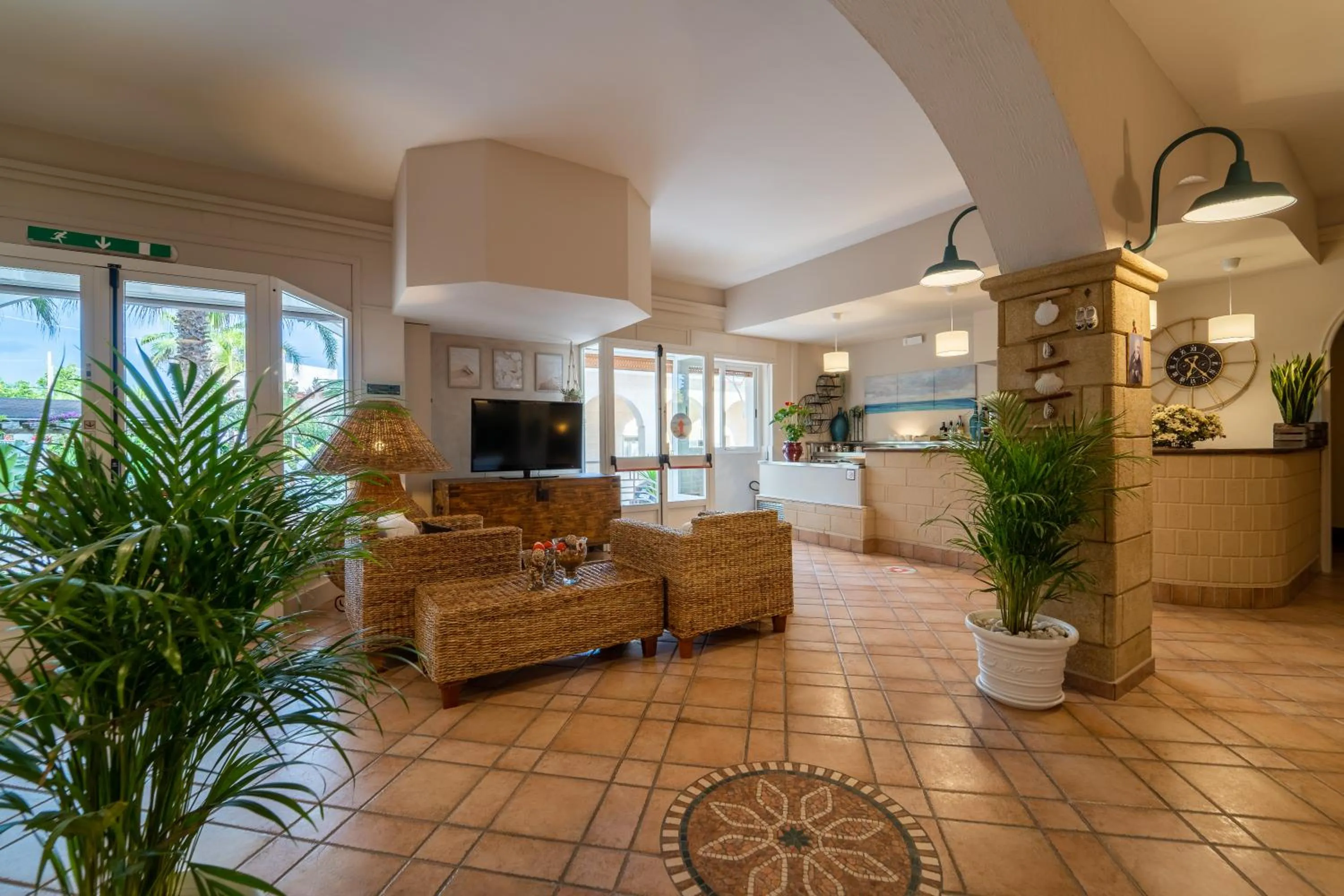 Communal lounge/ TV room in Hotel Costa D'Oro